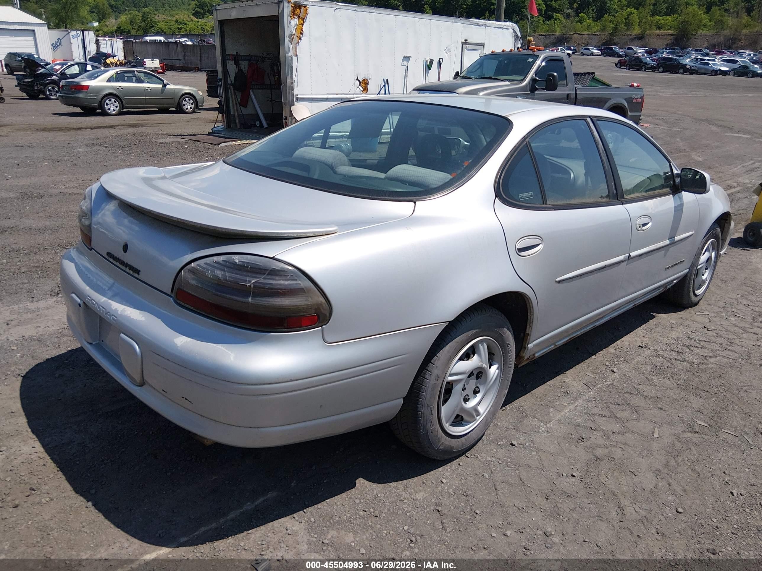 2001 Pontiac Grand Prix Se Silver vin: 1G2WK52J21F144160