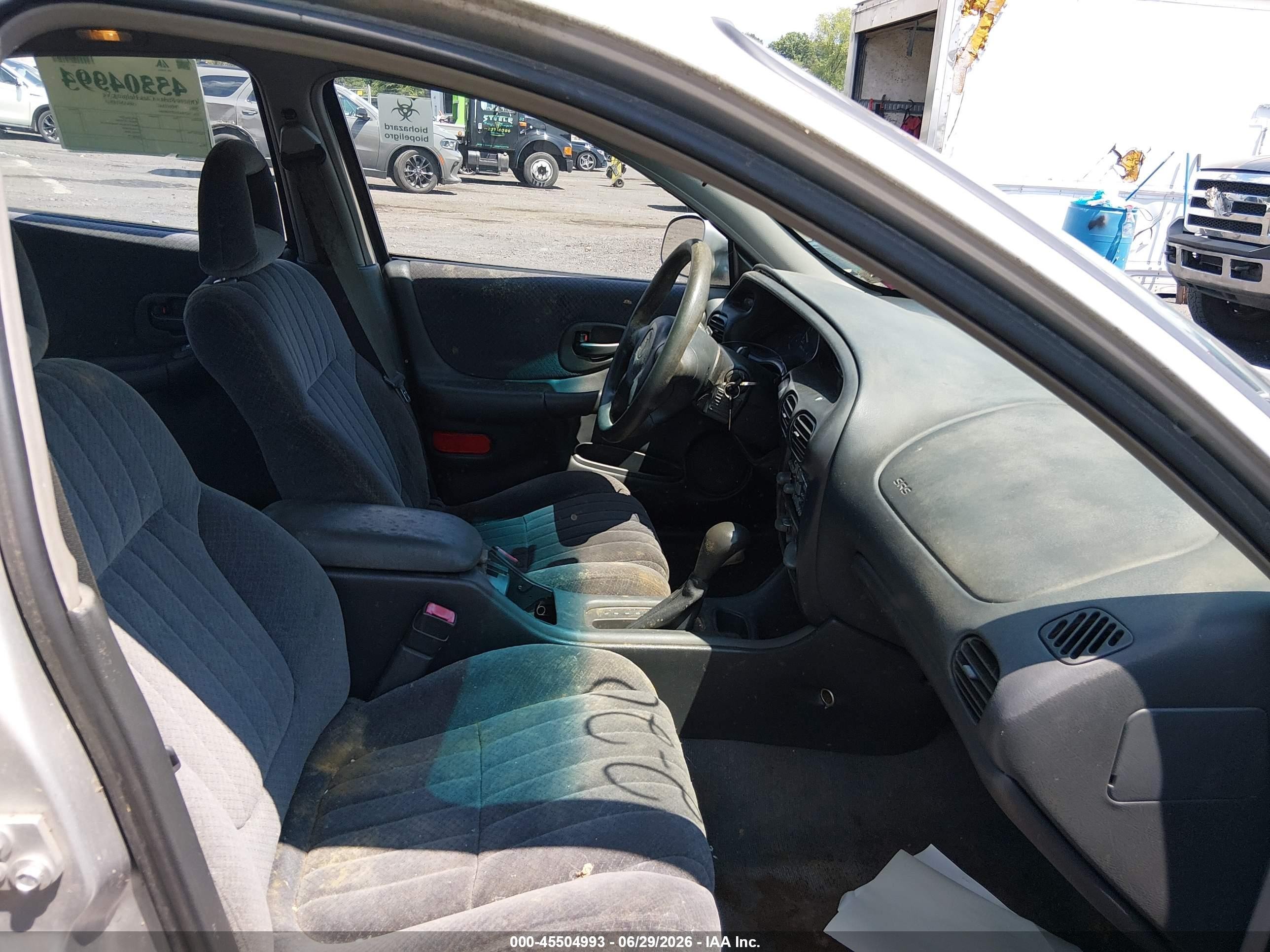 2001 Pontiac Grand Prix Se Silver vin: 1G2WK52J21F144160