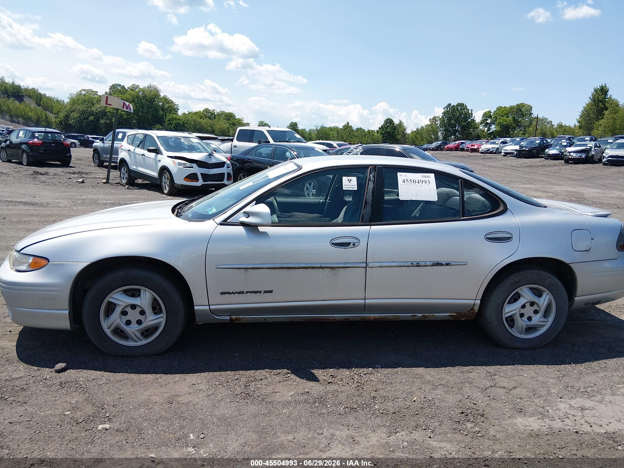 2001 Pontiac Grand Prix Se Silver vin: 1G2WK52J21F144160
