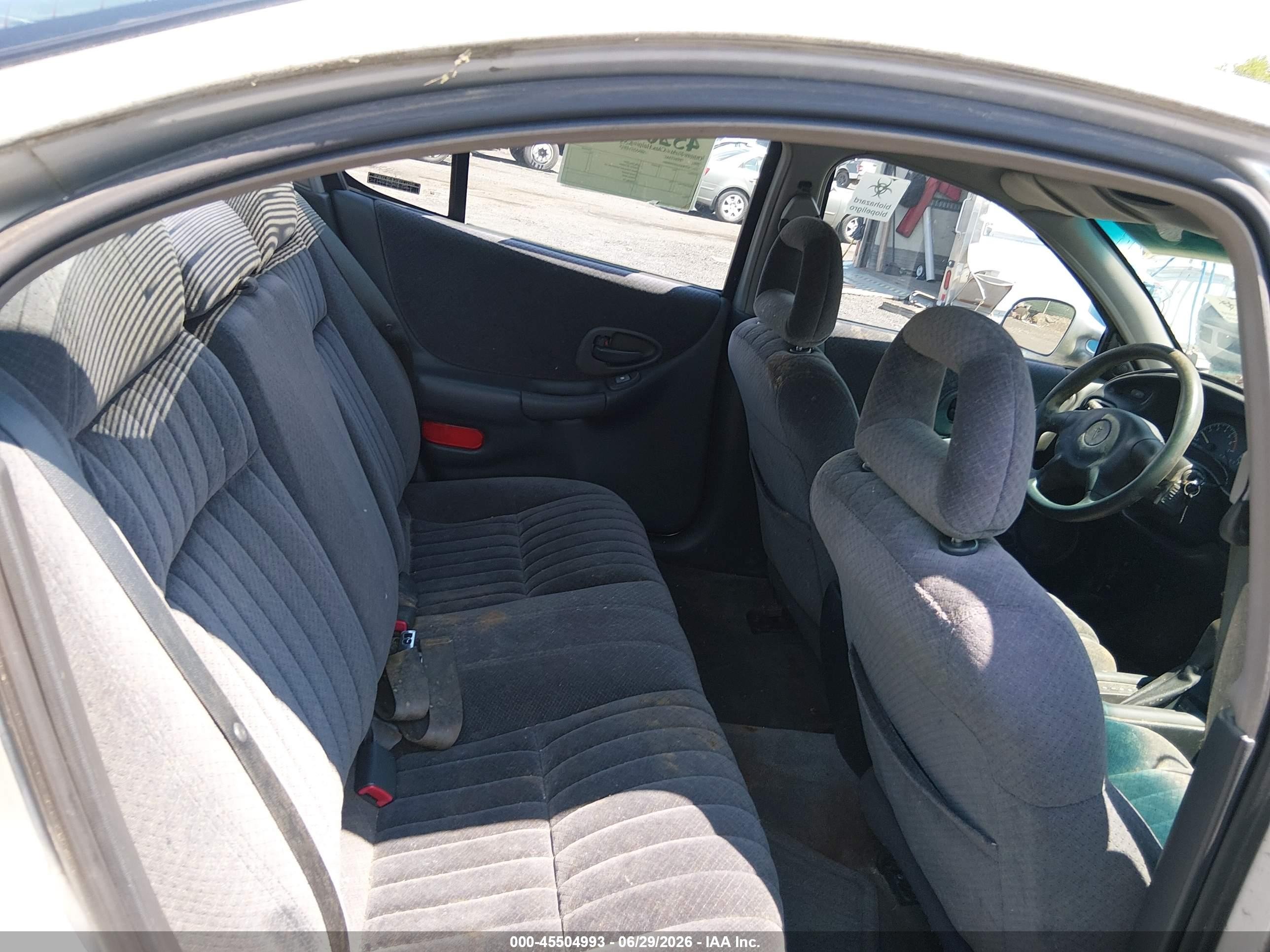 2001 Pontiac Grand Prix Se Silver vin: 1G2WK52J21F144160