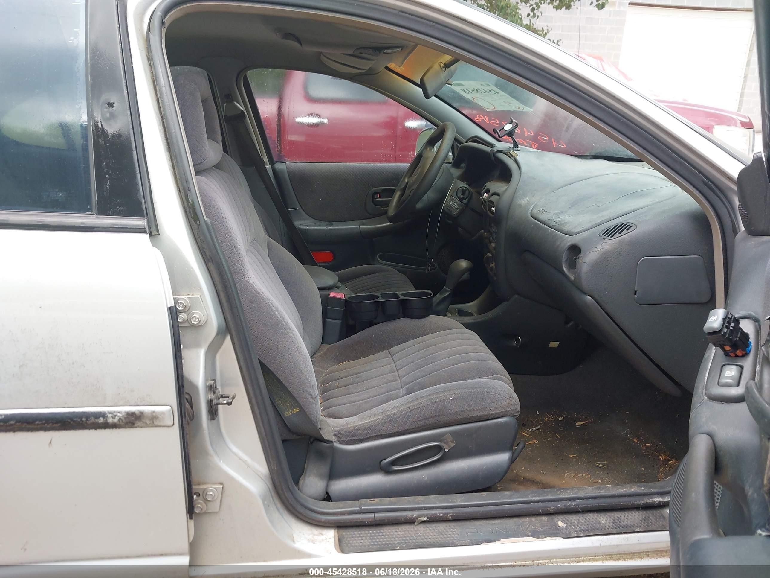 2001 Pontiac Grand Prix Se Серебряный vin: 1G2WK52J31F187454