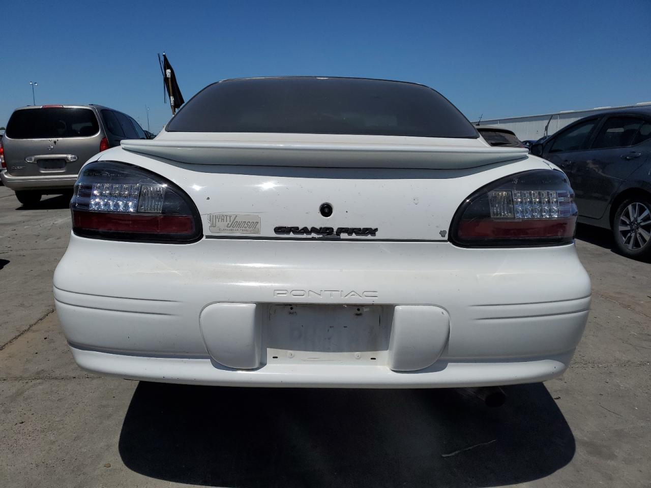 2001 Pontiac Grand Prix Se White vin: 1G2WK52J41F203063