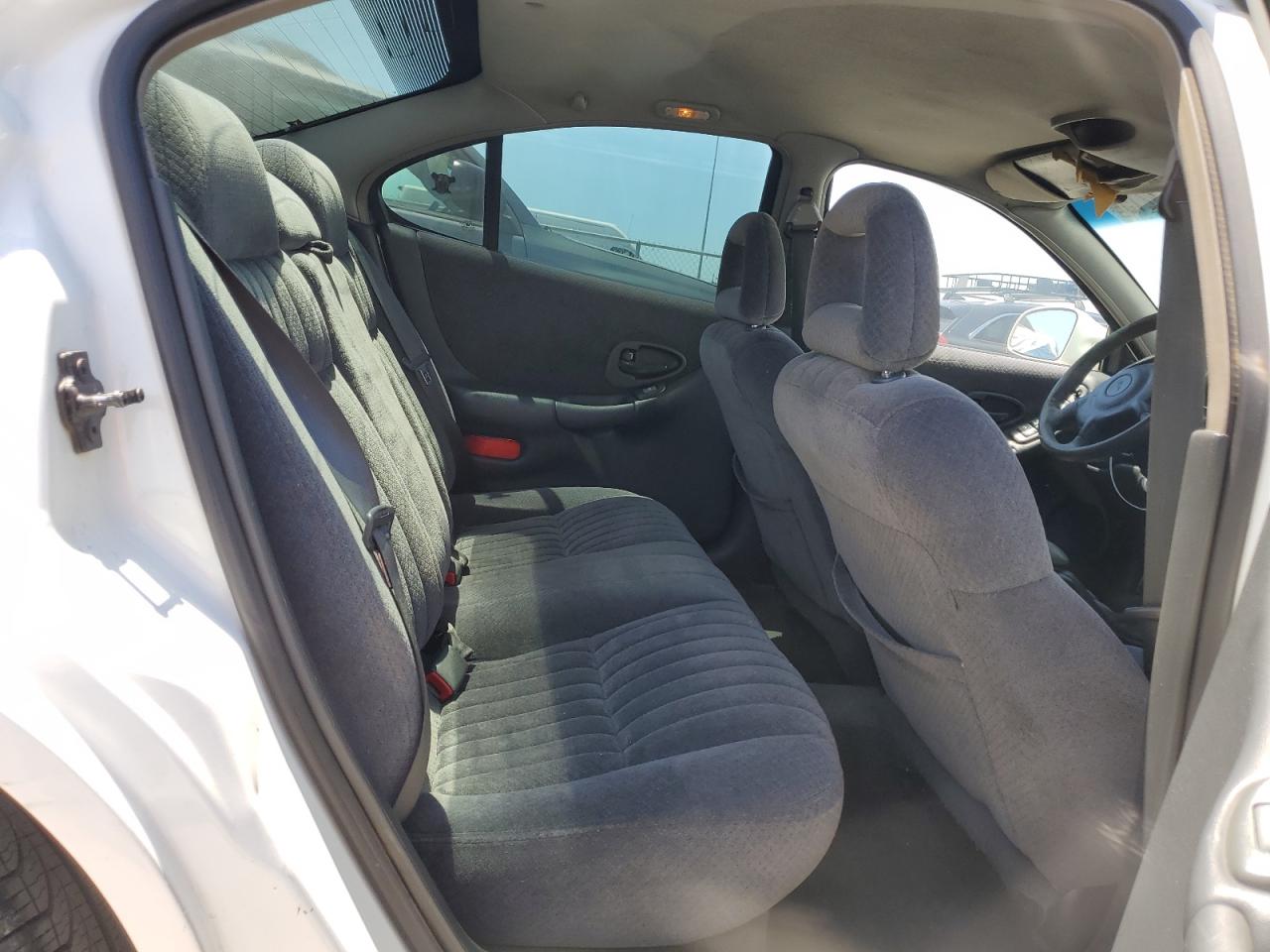 2001 Pontiac Grand Prix Se White vin: 1G2WK52J41F203063