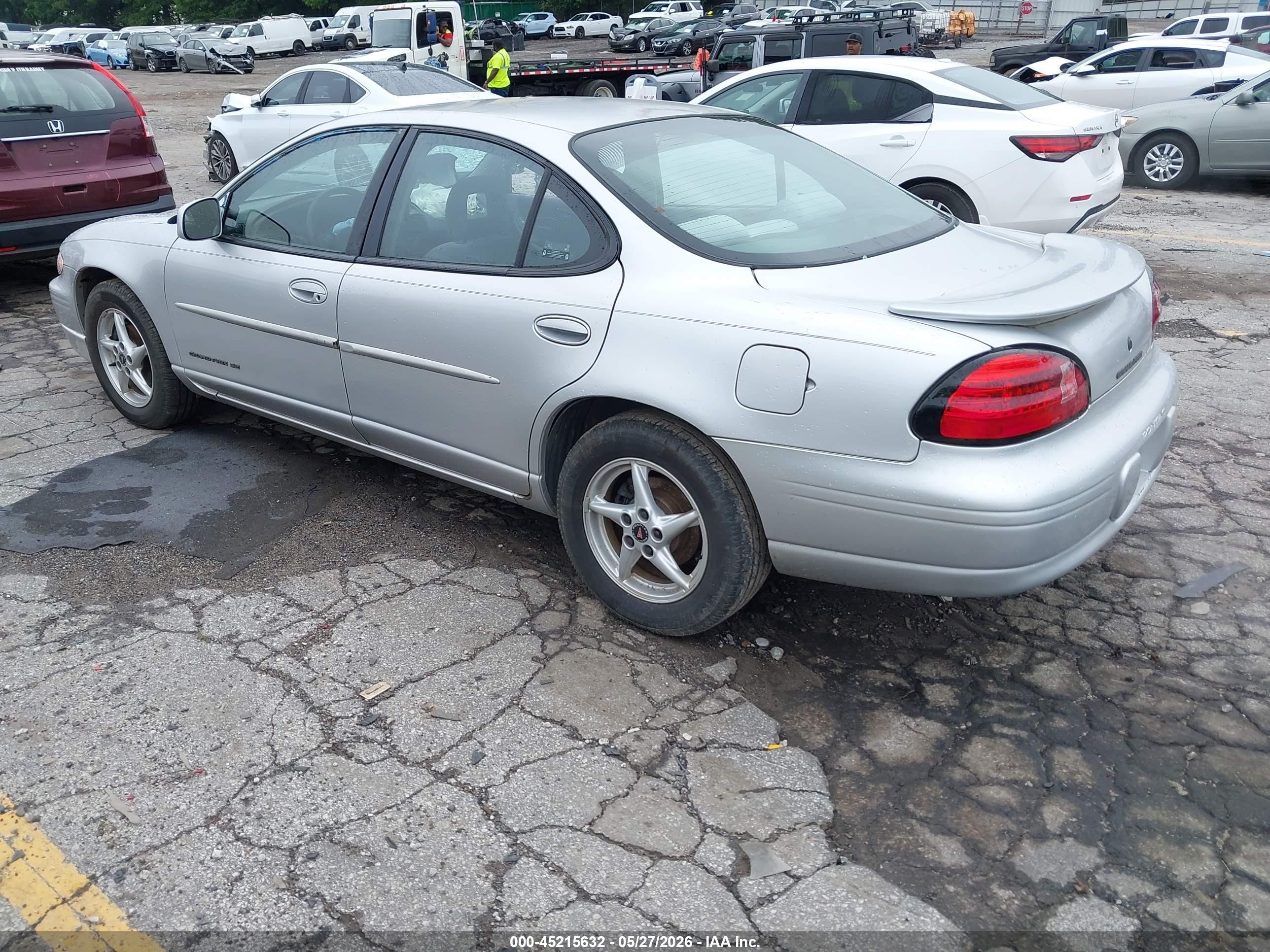 2002 Pontiac Grand Prix Se Silver vin: 1G2WK52J62F161027