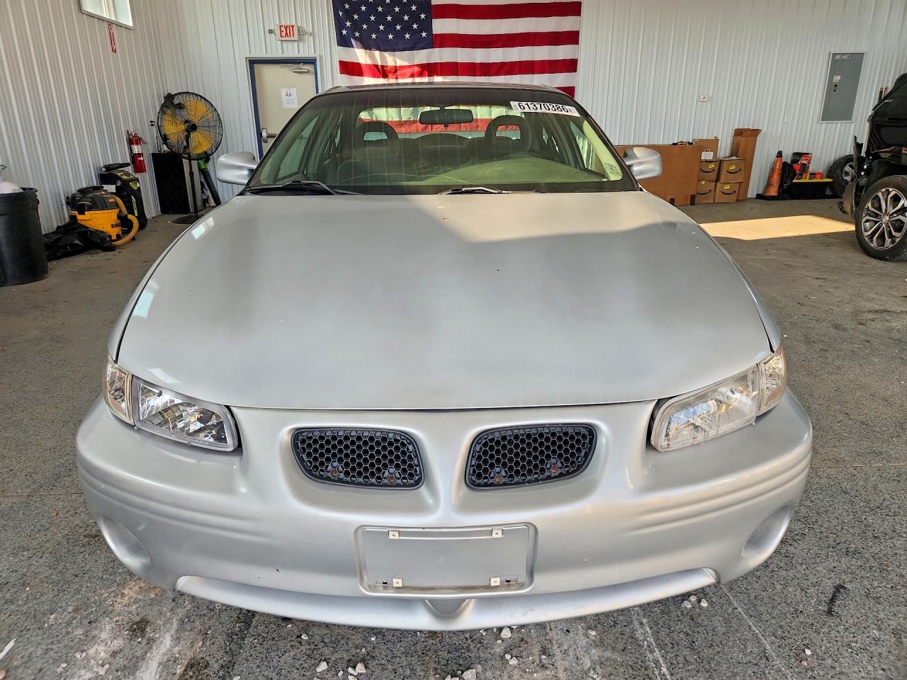 2002 Pontiac Grand Prix Se Silver vin: 1G2WK52J62F292250