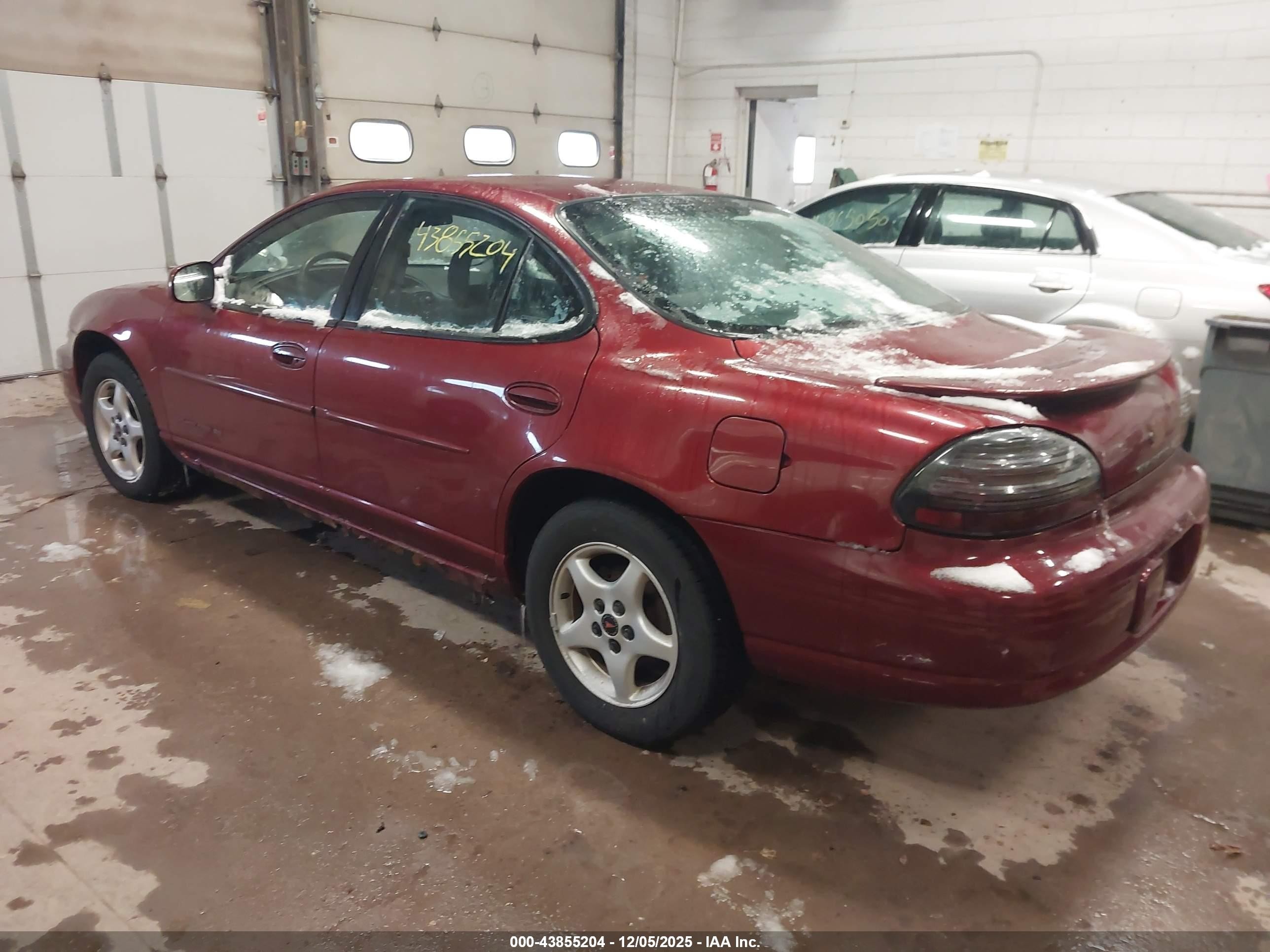 2001 Pontiac Grand Prix Se Red vin: 1G2WK52J81F188986