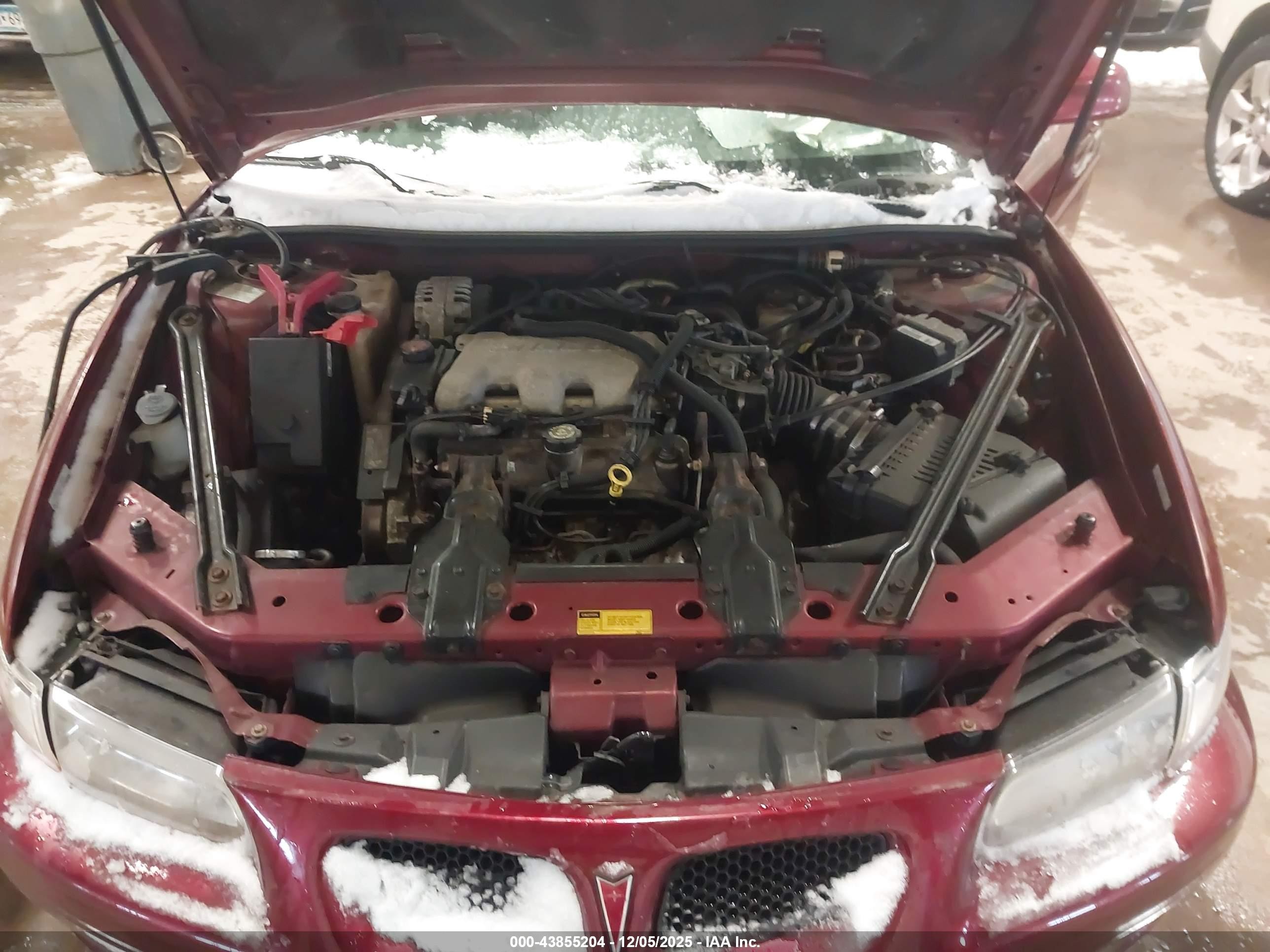 2001 Pontiac Grand Prix Se Red vin: 1G2WK52J81F188986