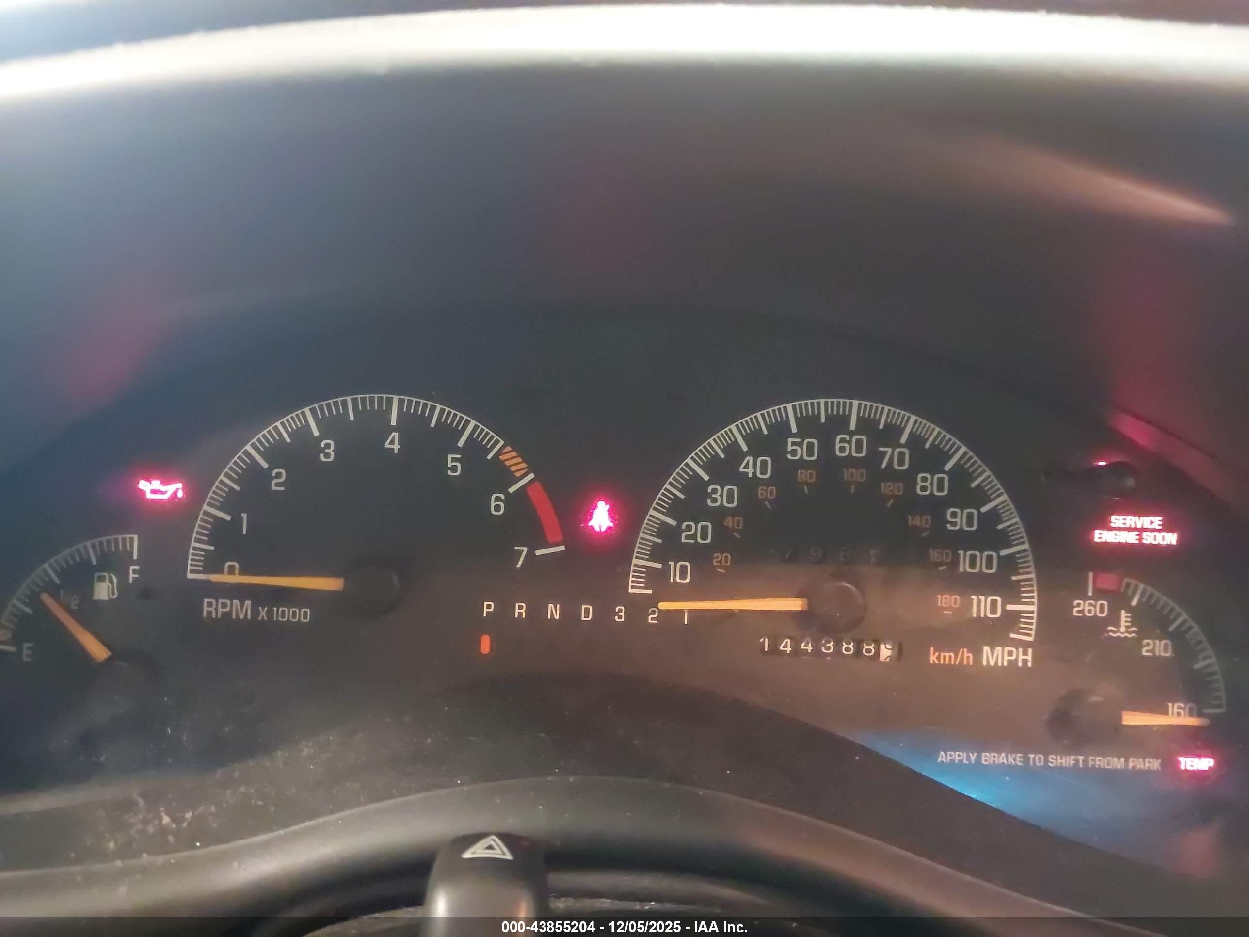 2001 Pontiac Grand Prix Se Red vin: 1G2WK52J81F188986