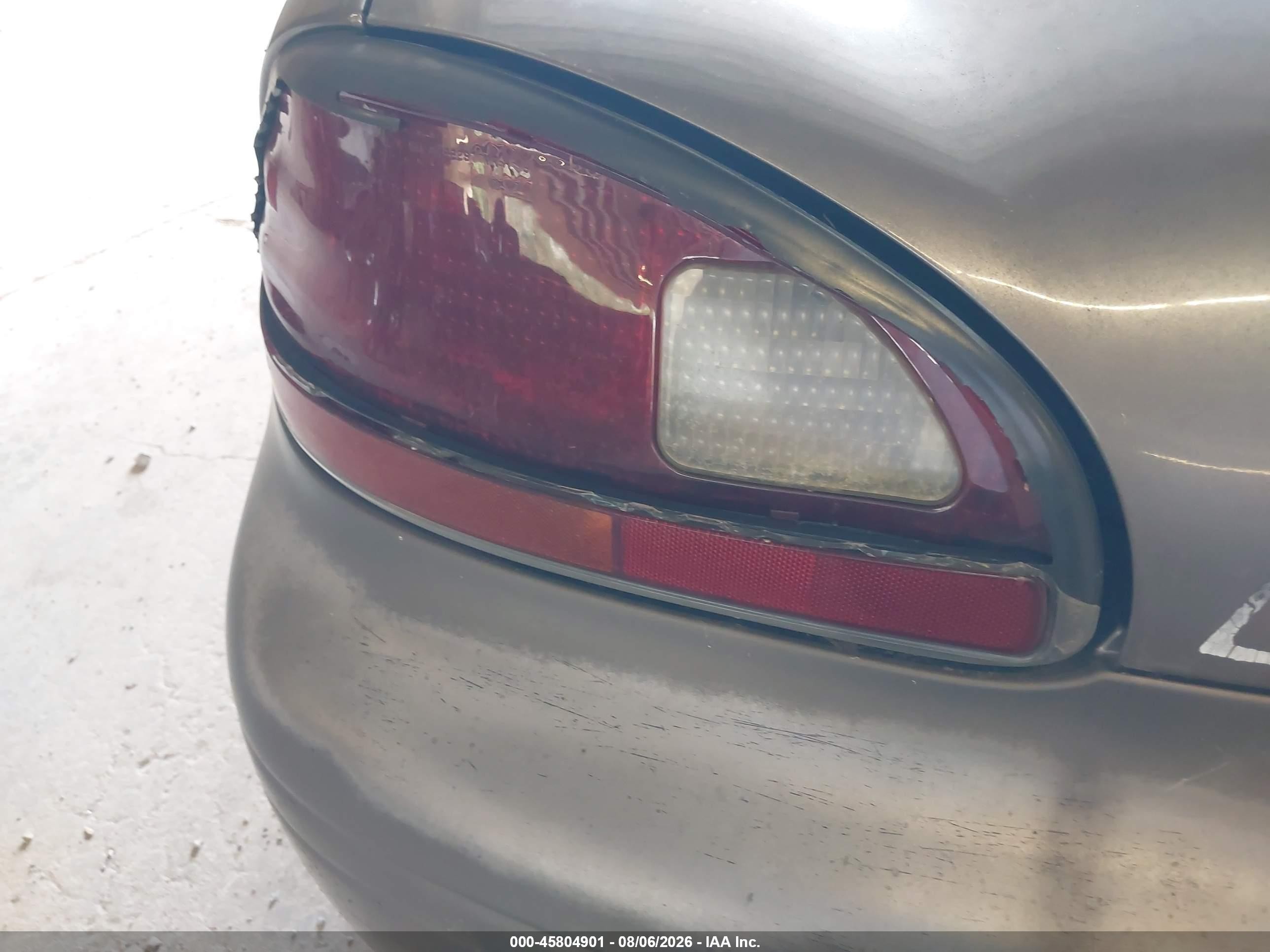 2000 Pontiac Grand Prix Se Tan vin: 1G2WK52J9YF328697
