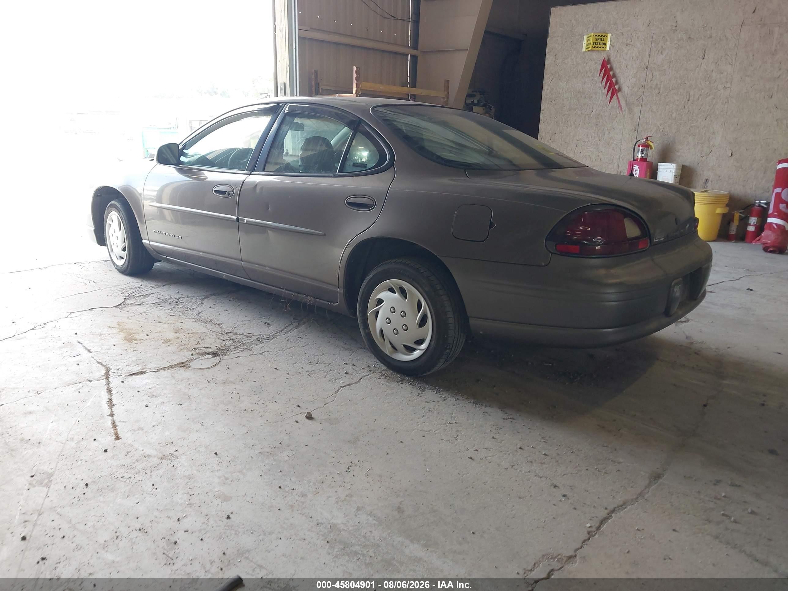 2000 Pontiac Grand Prix Se Tan vin: 1G2WK52J9YF328697