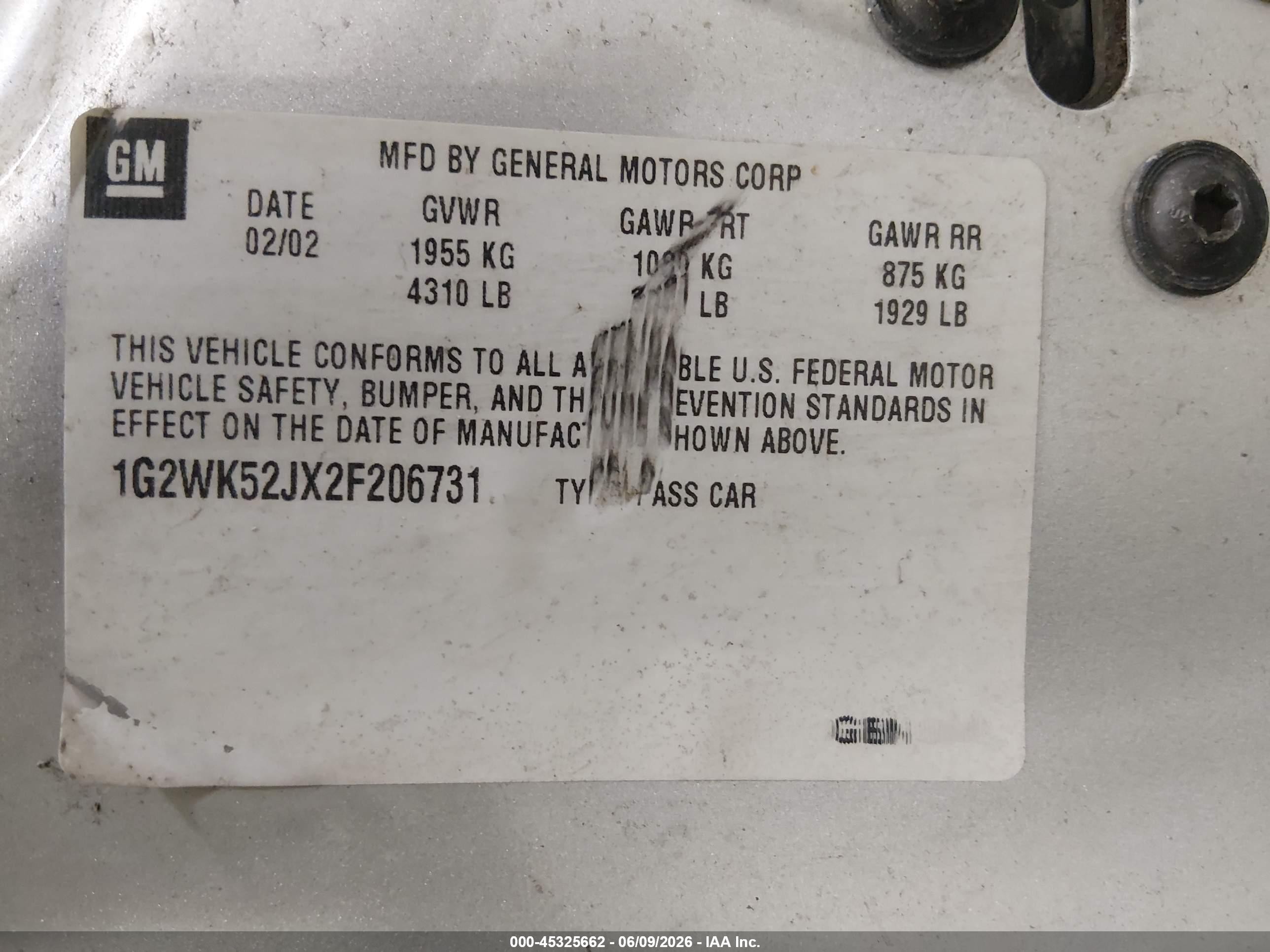 2002 Pontiac Grand Prix Se Серебряный vin: 1G2WK52JX2F206731