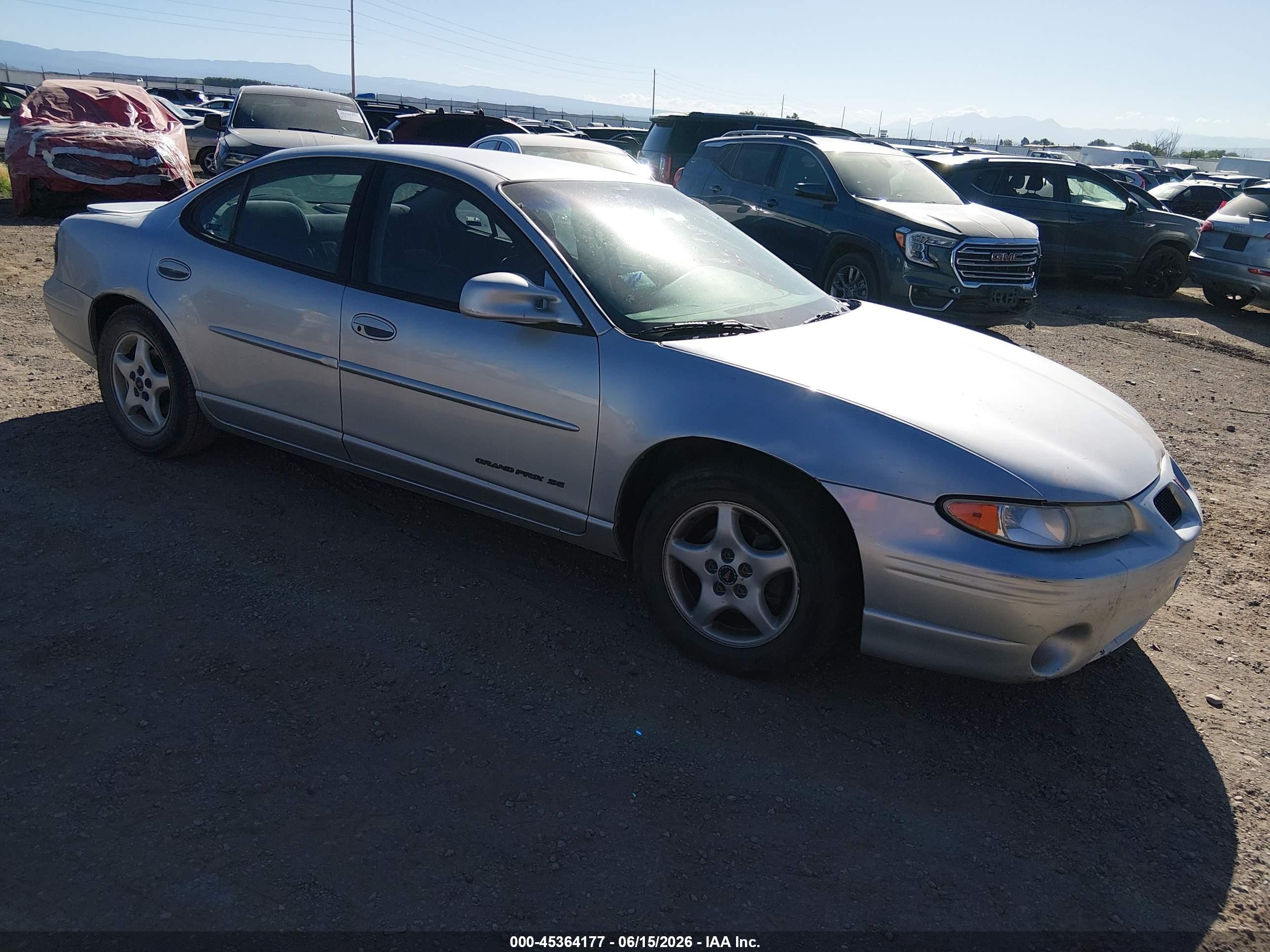 2002 Pontiac Grand Prix Se Silver vin: 1G2WK52JX2F239888