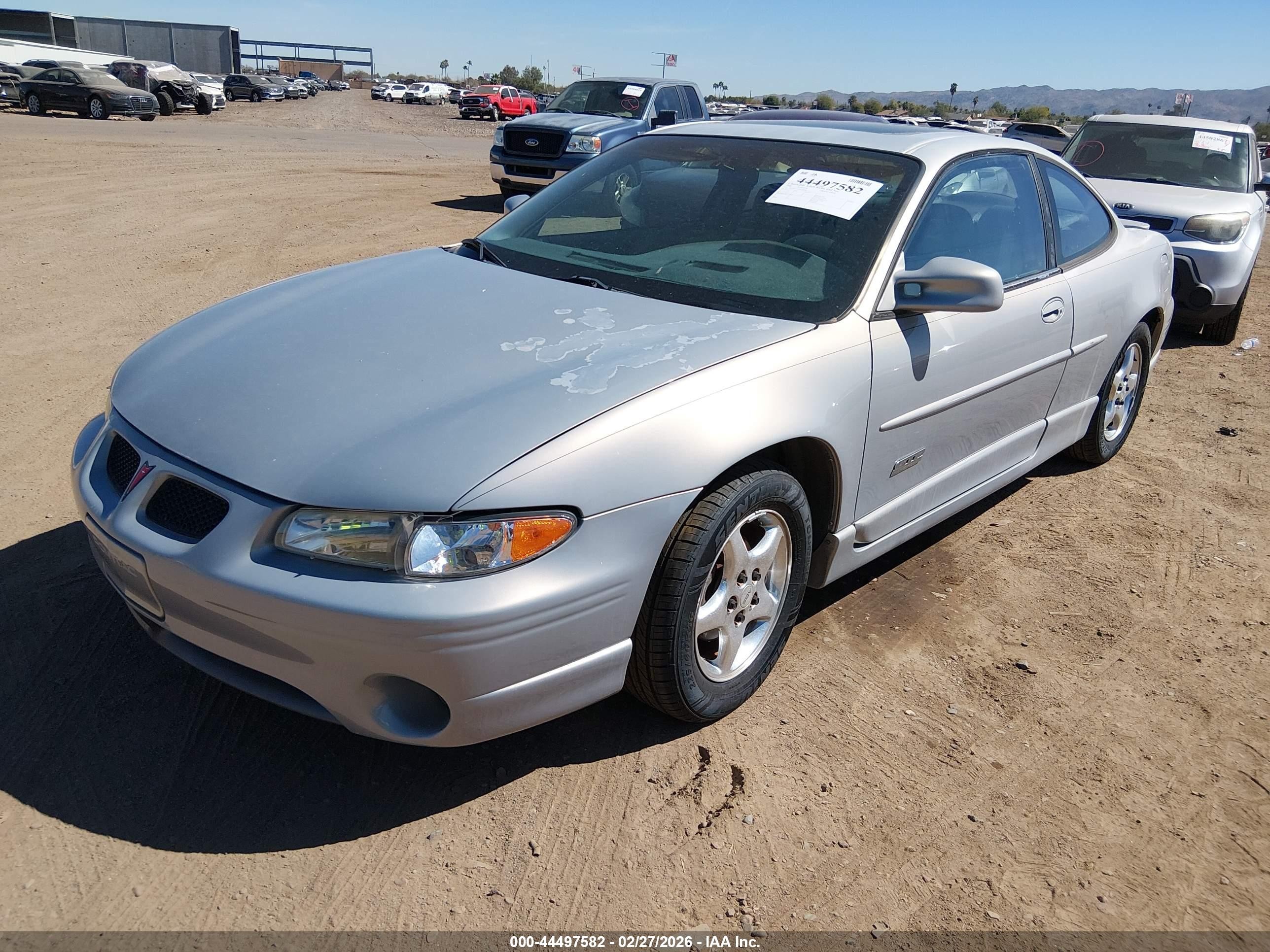 1998 Pontiac Grand Prix Gt Серебряный vin: 1G2WP1211WF339958