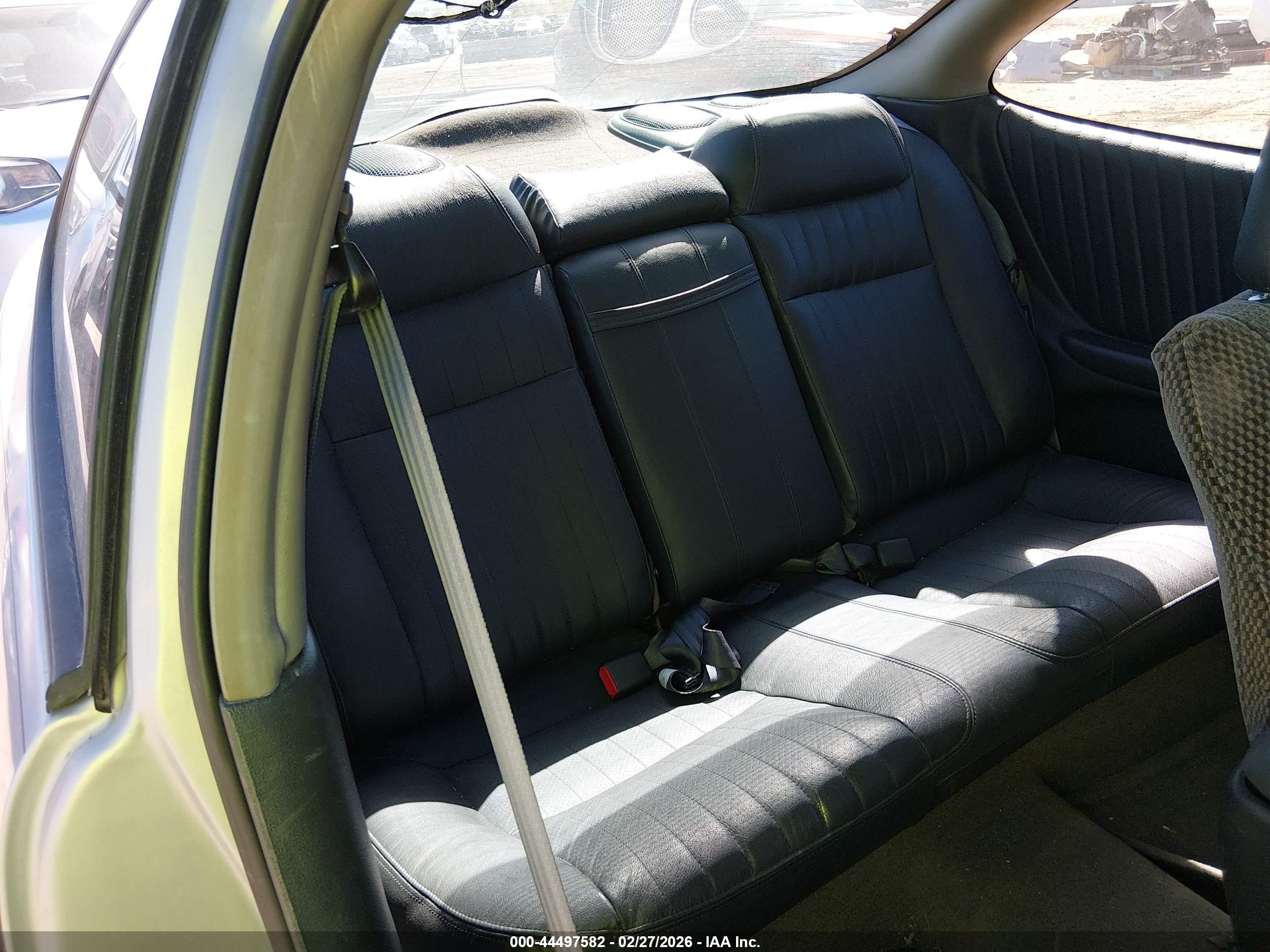 1998 Pontiac Grand Prix Gt Серебряный vin: 1G2WP1211WF339958