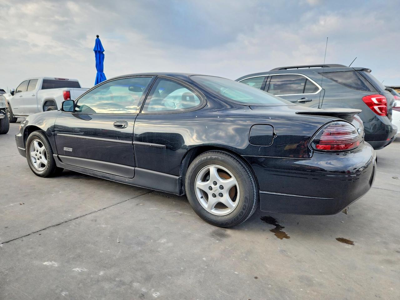 1997 Pontiac Grand Prix Gtp Black vin: 1G2WP1213VF249841