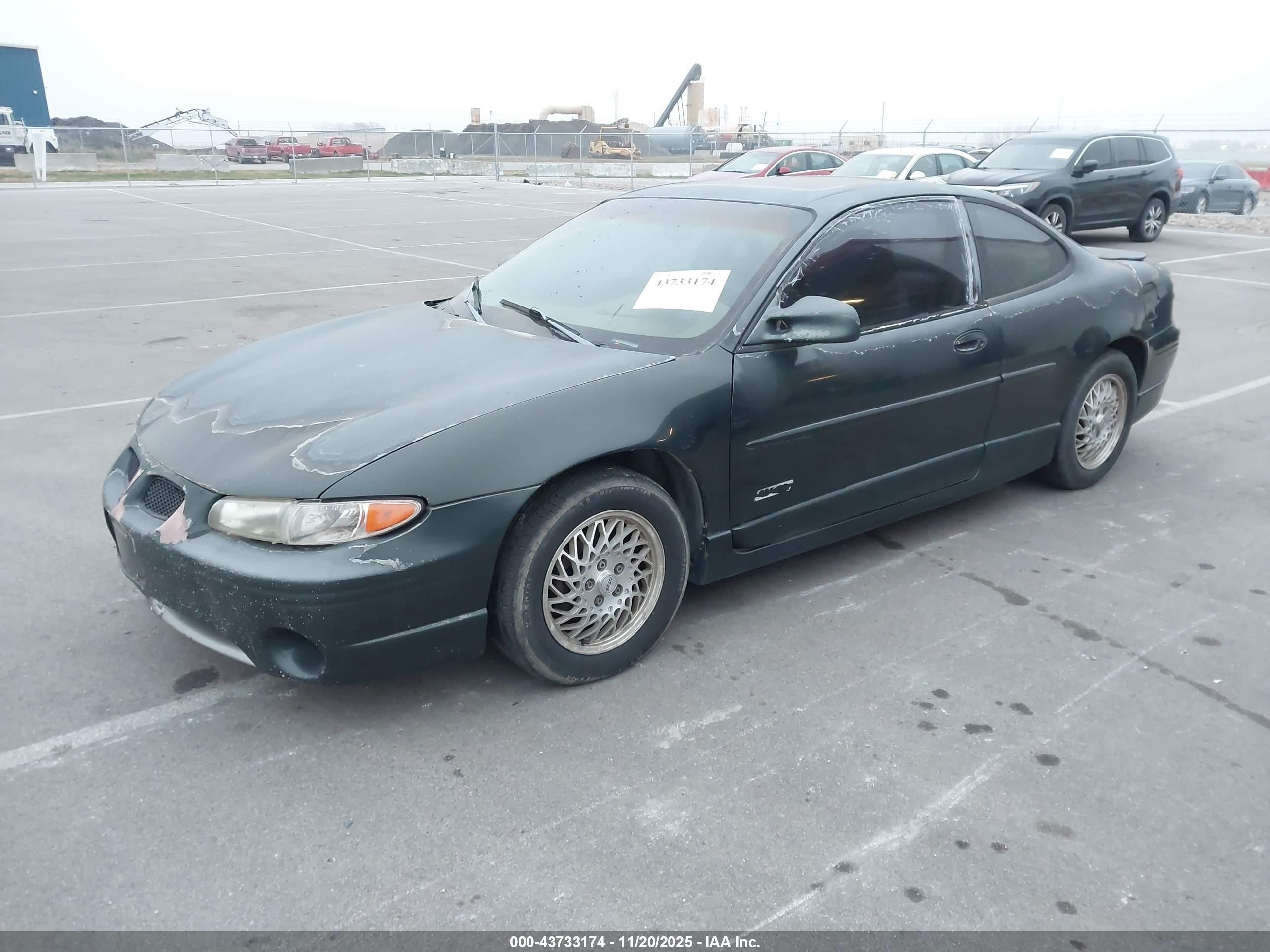 1998 Pontiac Grand Prix Gt Green vin: 1G2WP1213WF312017