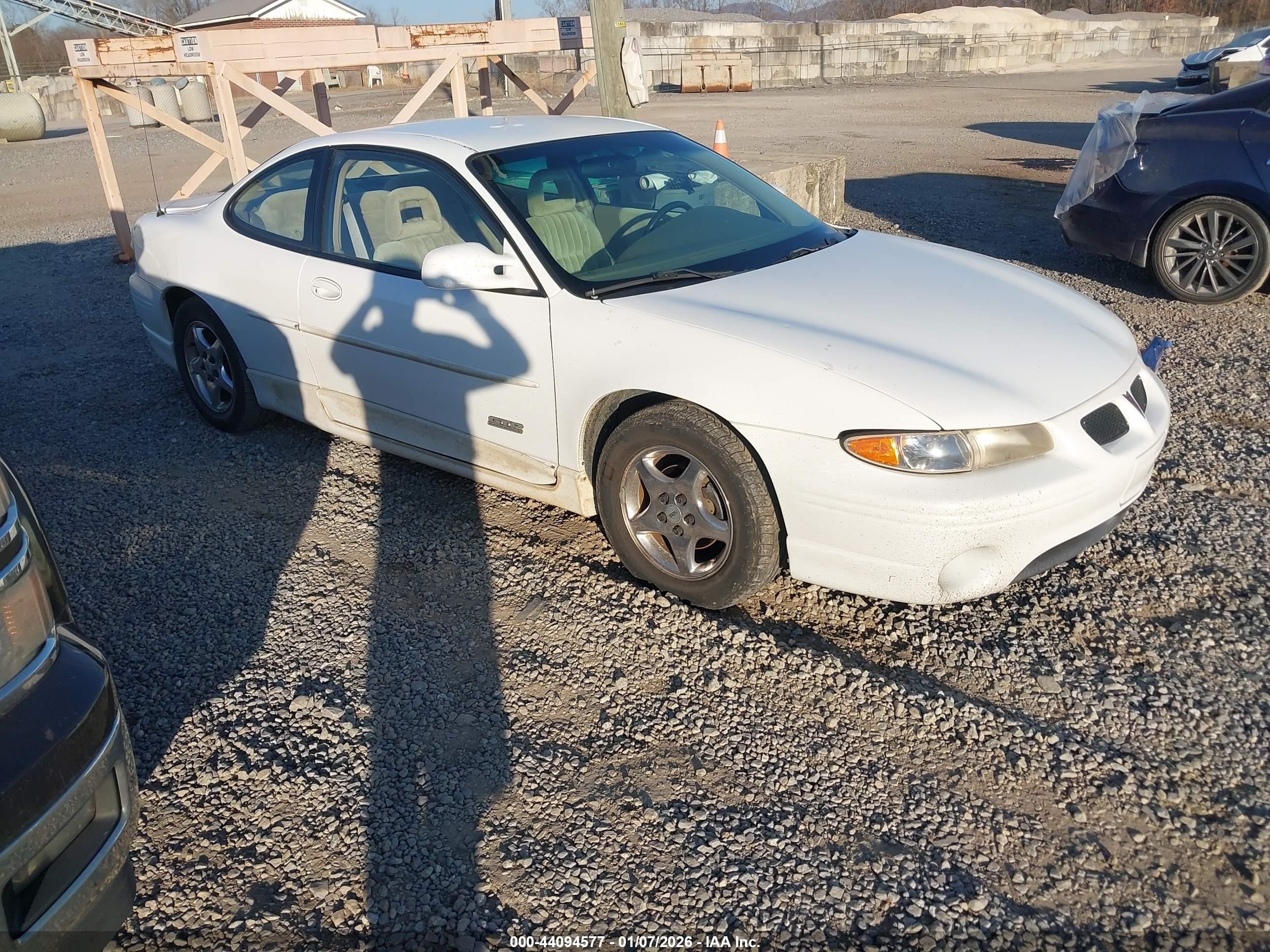 1997 Pontiac Grand Prix Gt White vin: 1G2WP1217VF285659