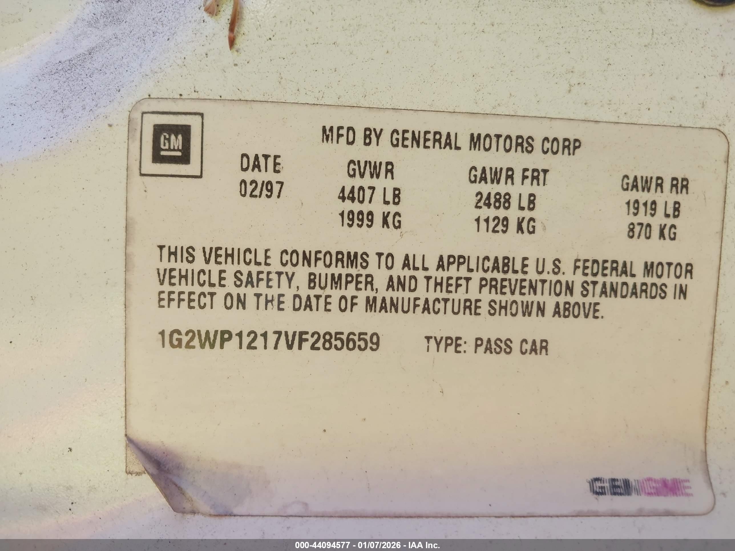 1997 Pontiac Grand Prix Gt White vin: 1G2WP1217VF285659