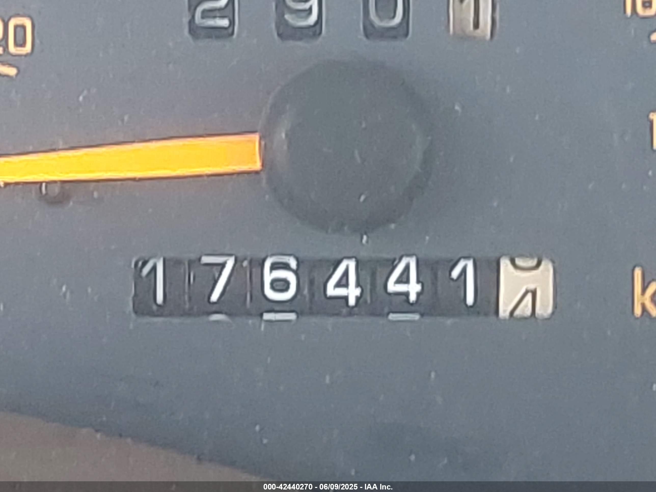 1998 Pontiac Grand Prix Gt Черный vin: 1G2WP1218WF269844