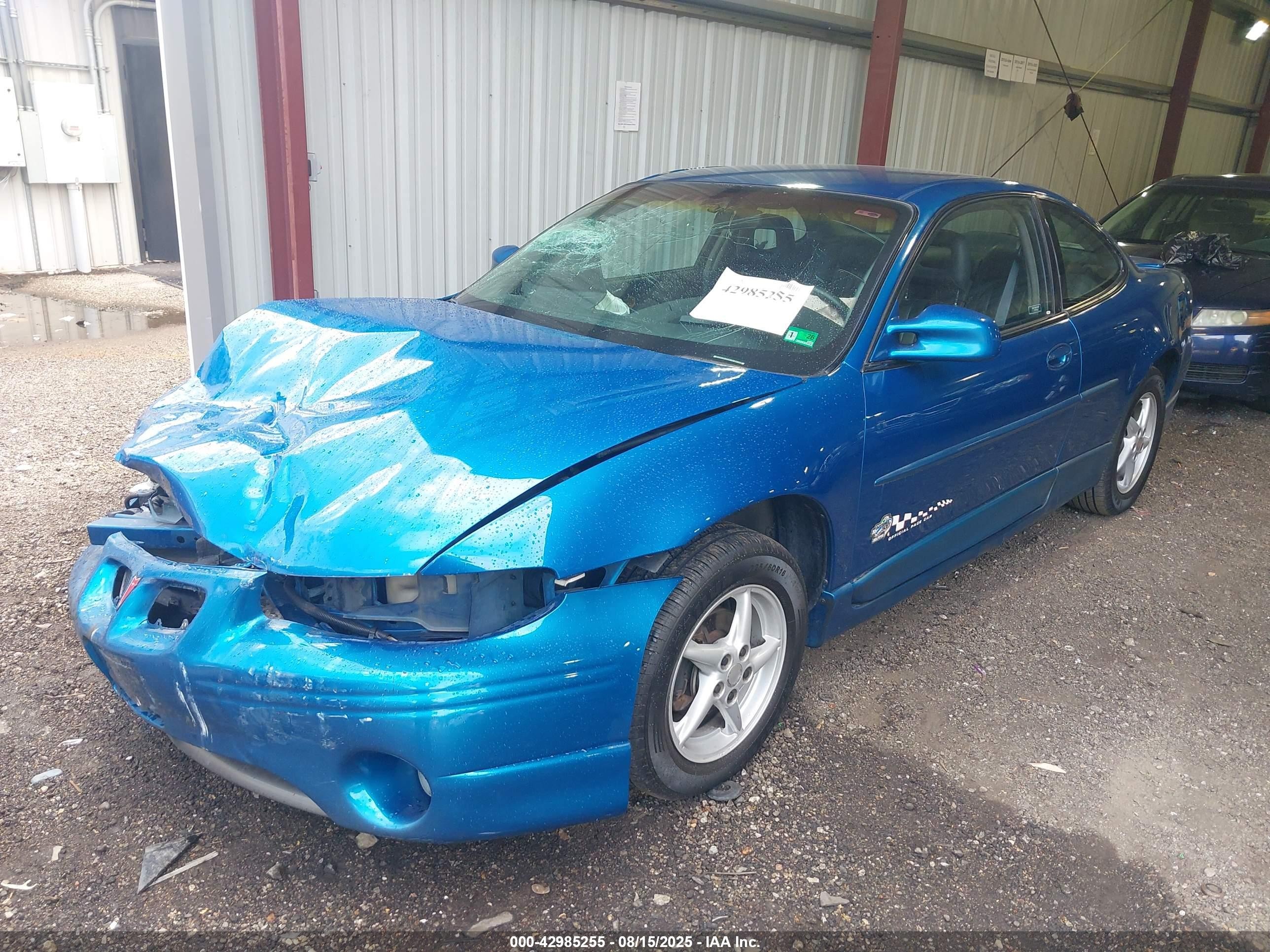 1998 Pontiac Grand Prix Gt Blue vin: 1G2WP1218WF309100