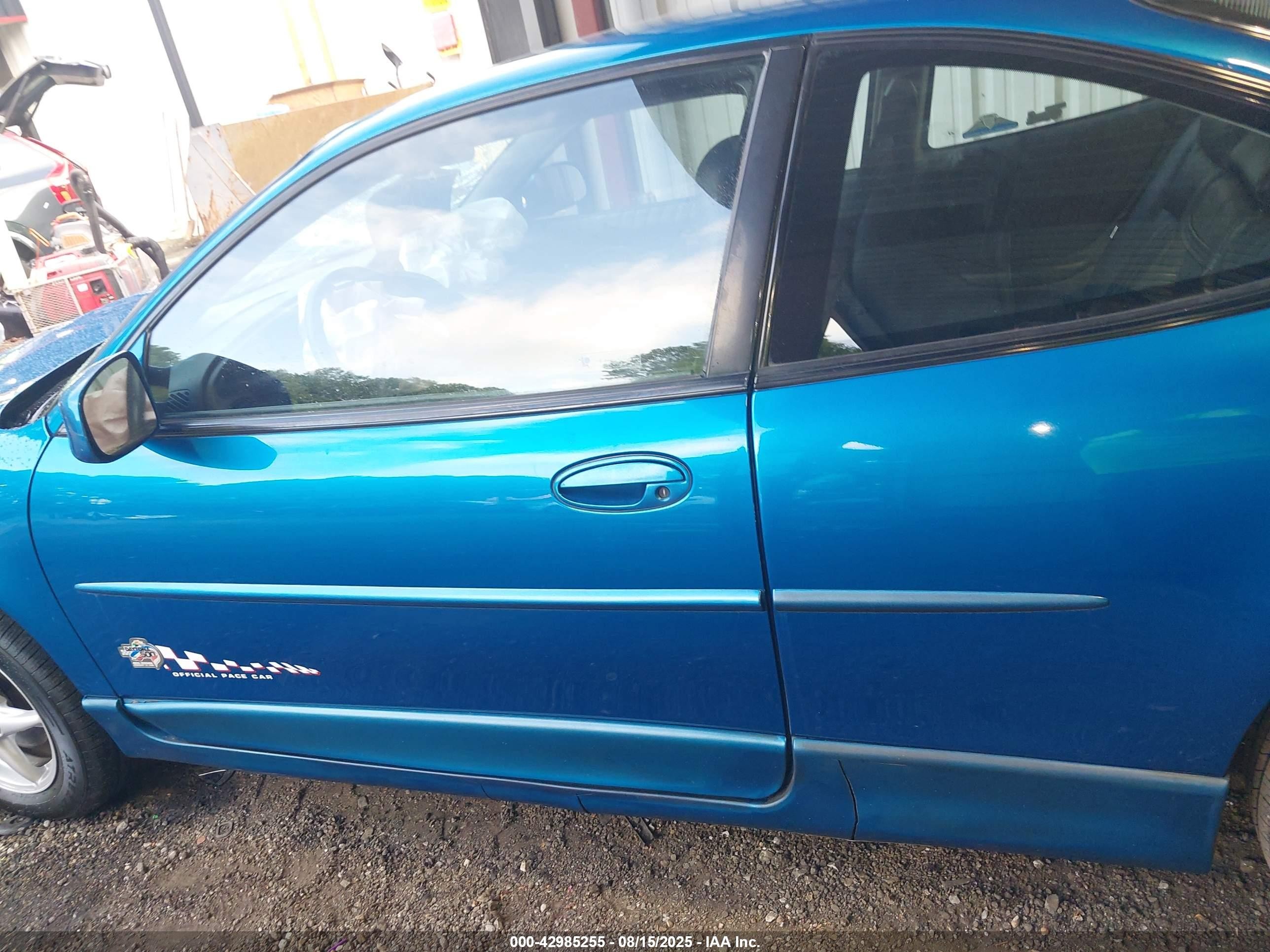 1998 Pontiac Grand Prix Gt Blue vin: 1G2WP1218WF309100
