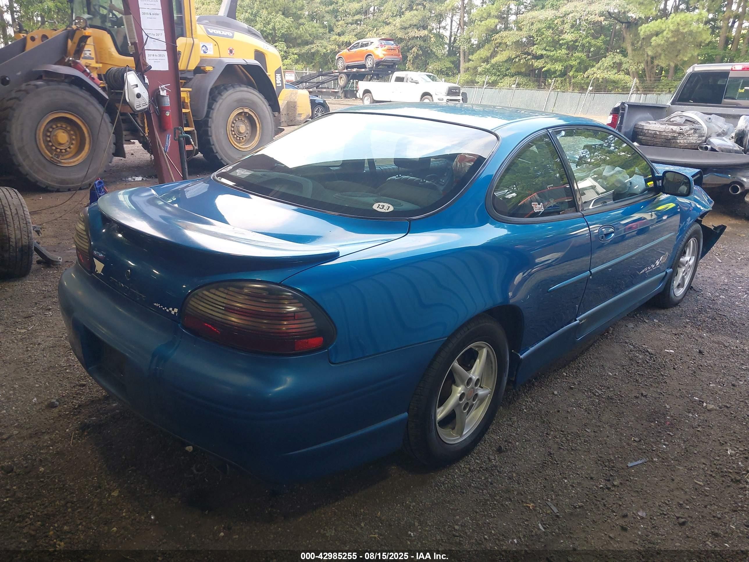 1998 Pontiac Grand Prix Gt Blue vin: 1G2WP1218WF309100
