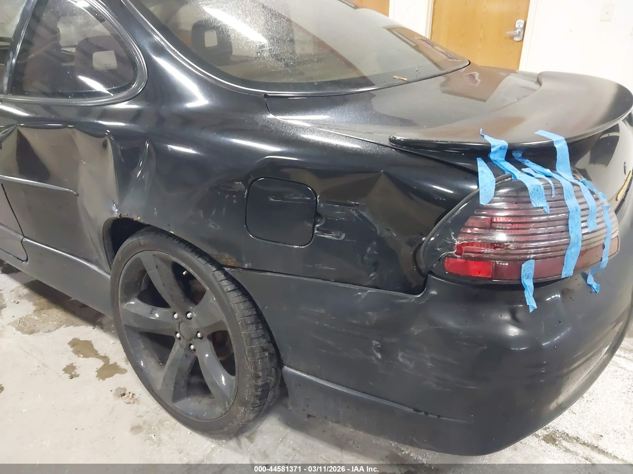 1997 Pontiac Grand Prix Gt Black vin: 1G2WP12K0VF301371