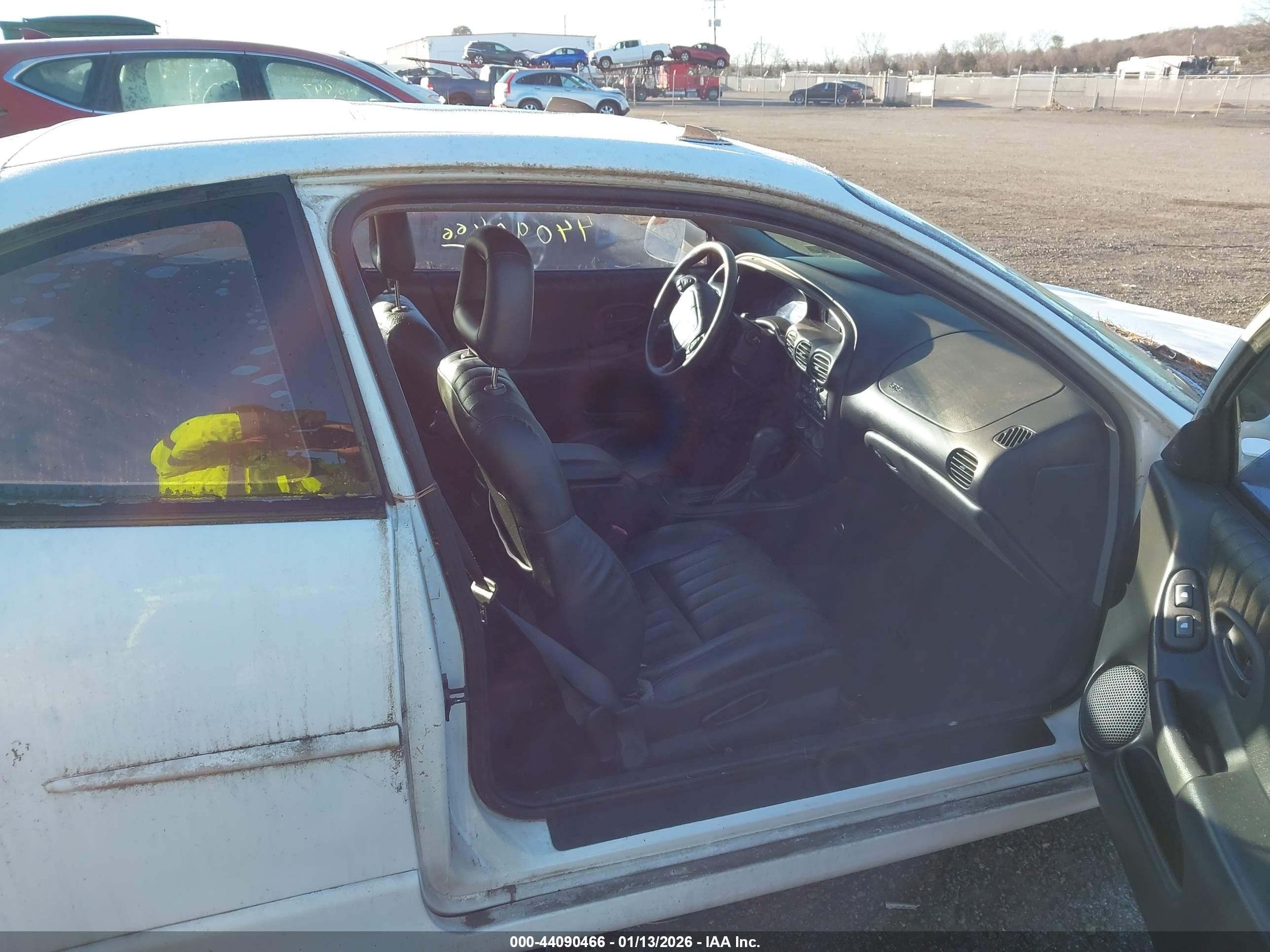 1997 Pontiac Grand Prix Gt White vin: 1G2WP12K6VF241273