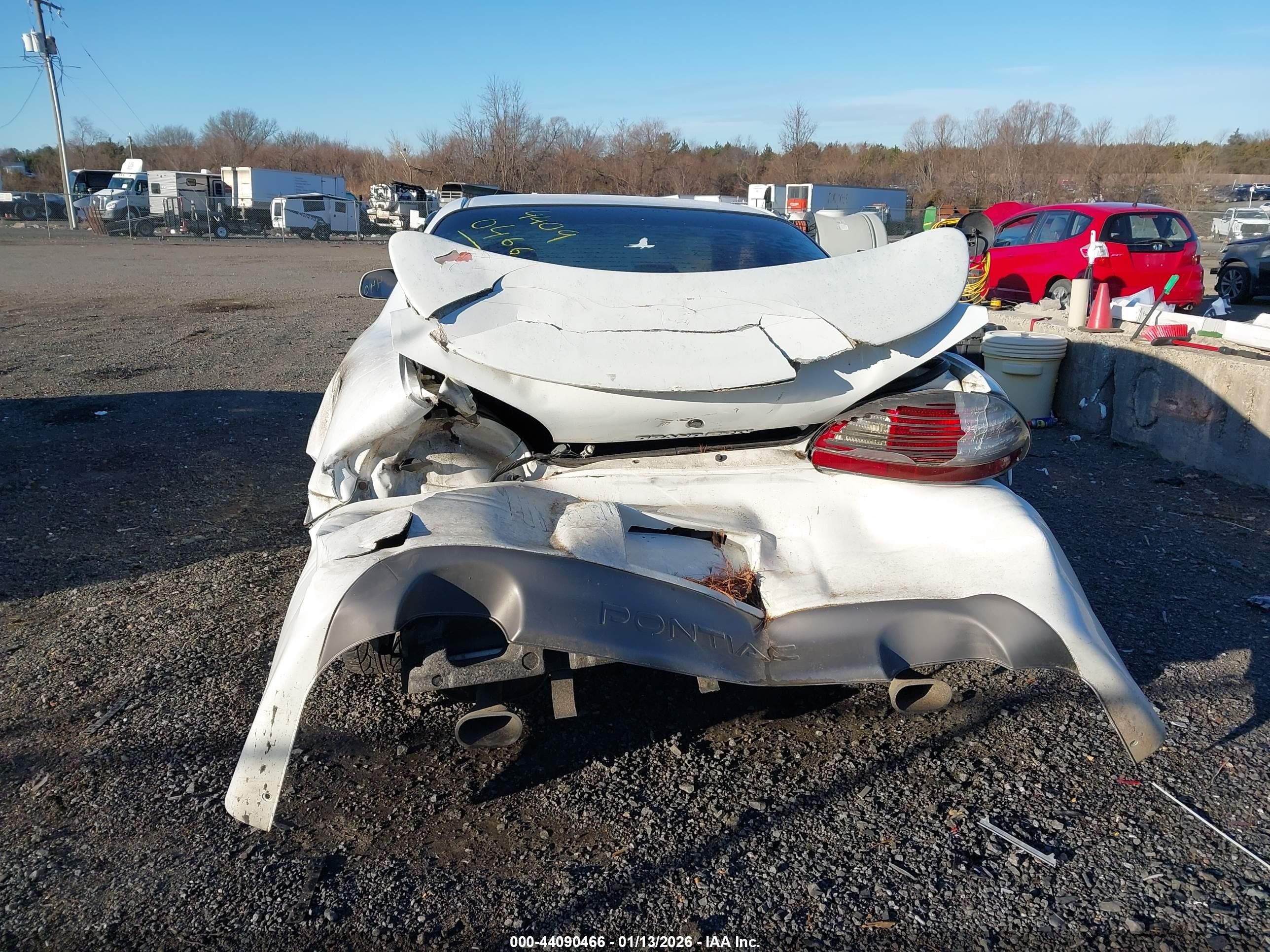 1997 Pontiac Grand Prix Gt White vin: 1G2WP12K6VF241273