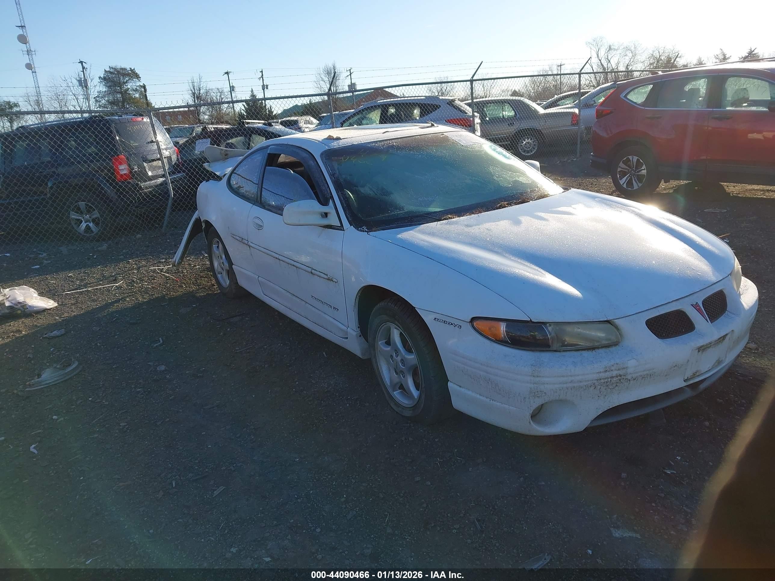 1997 Pontiac Grand Prix Gt White vin: 1G2WP12K6VF241273