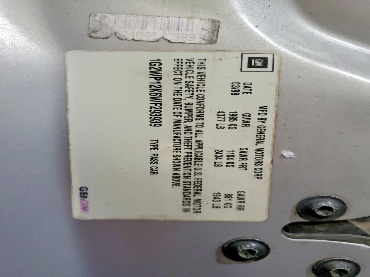 1998 Pontiac Grand Prix Gt Silver vin: 1G2WP12K6WF293939