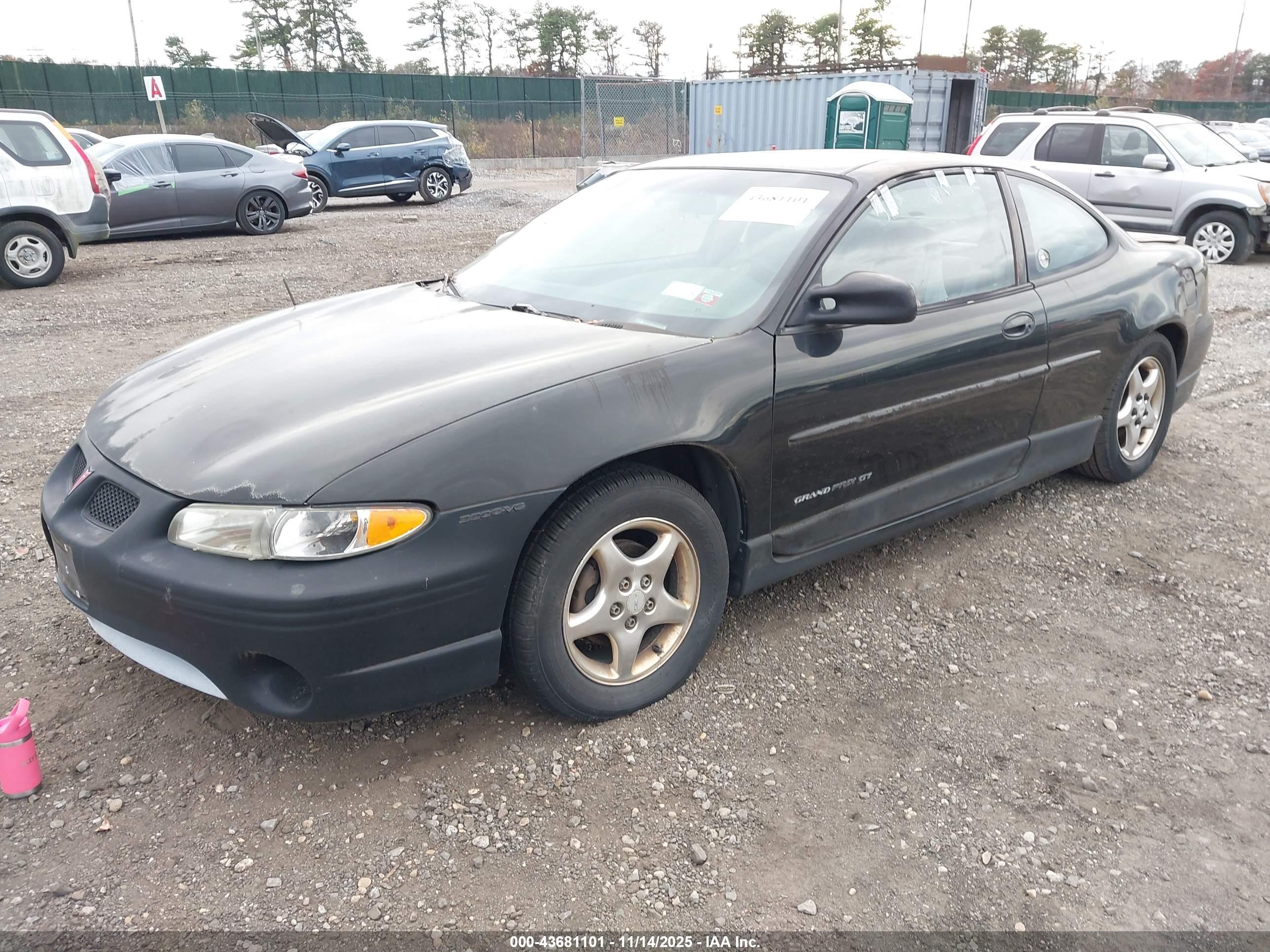1997 Pontiac Grand Prix Gt Black vin: 1G2WP12K7VF263007
