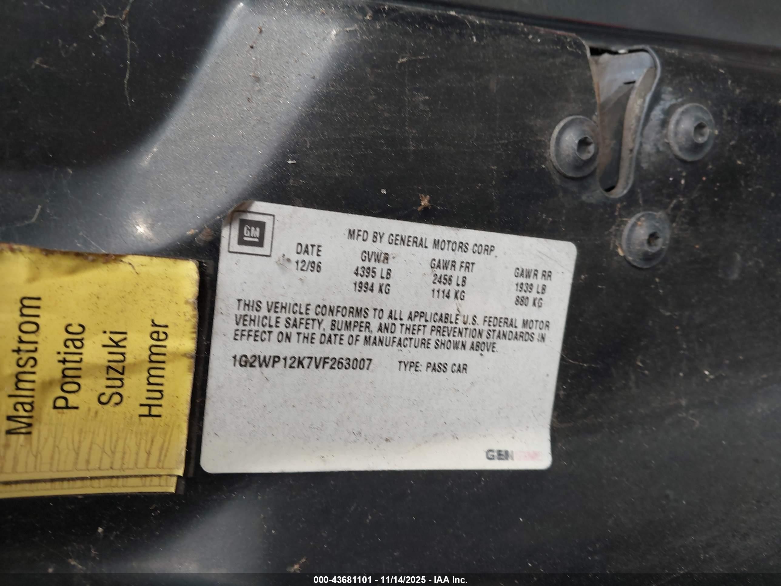 1997 Pontiac Grand Prix Gt Black vin: 1G2WP12K7VF263007