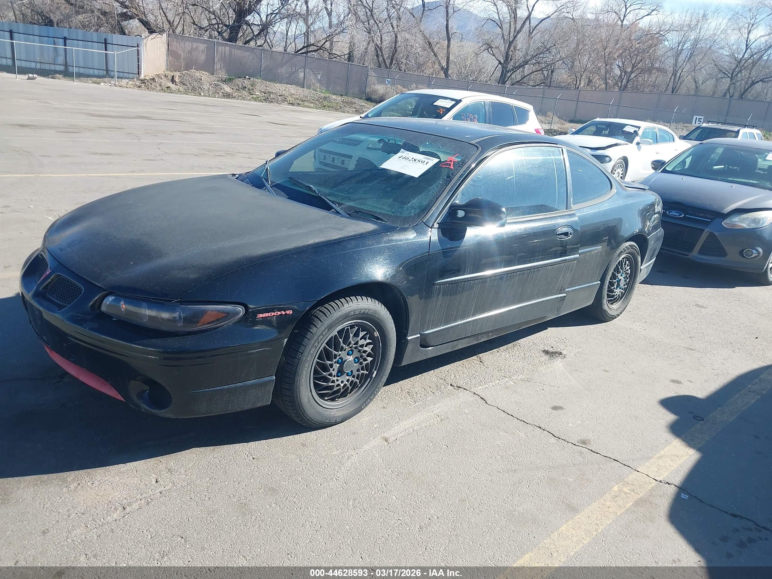 1998 Pontiac Grand Prix Gt Черный vin: 1G2WP12K7WF314376