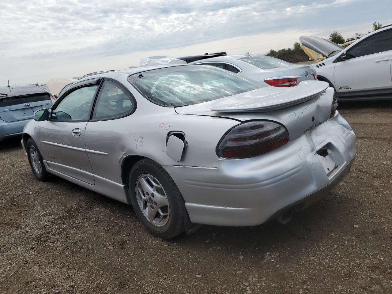 2002 Pontiac Grand Prix Gt Silver vin: 1G2WP12KX2F230739