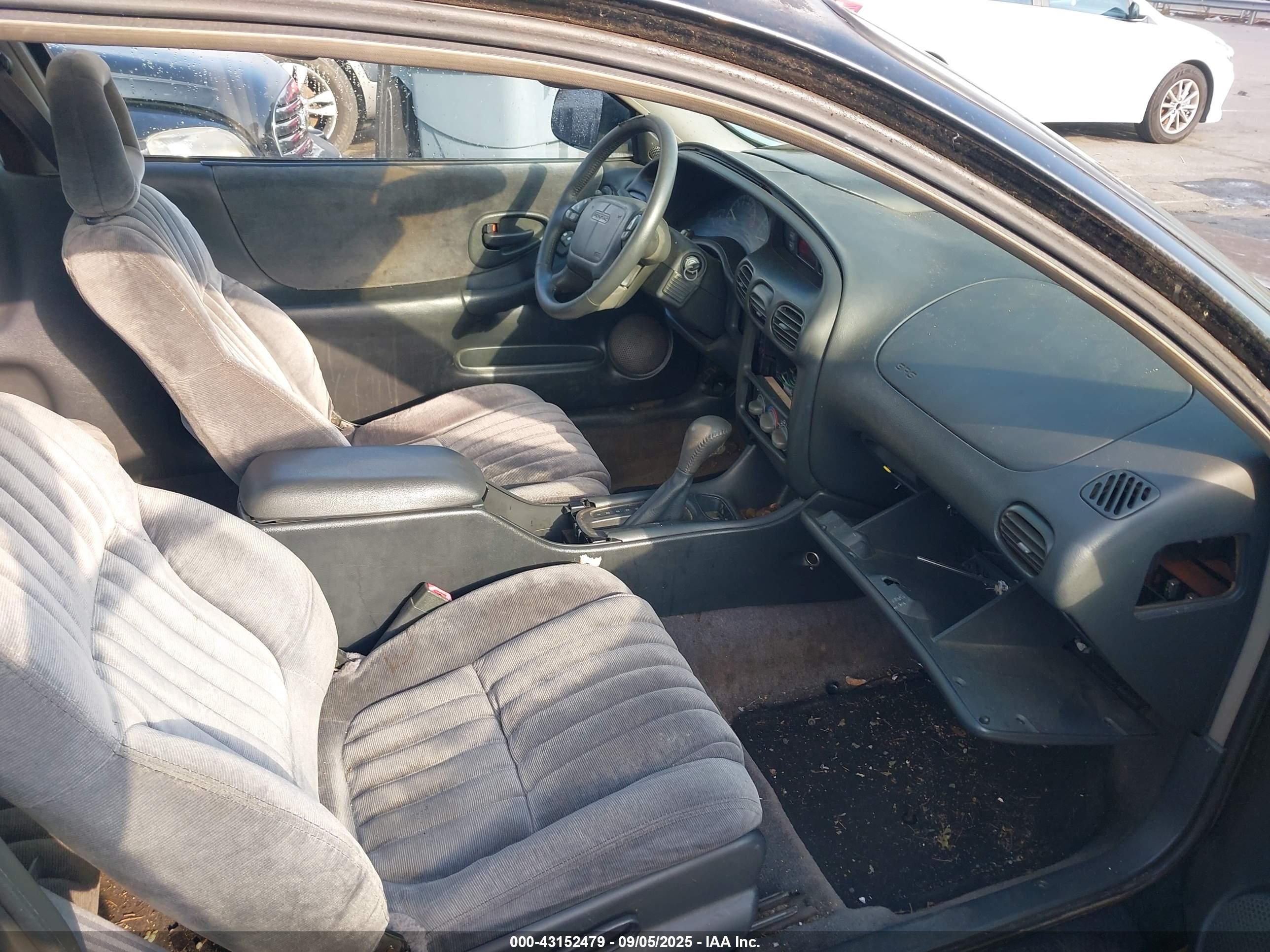 1997 Pontiac Grand Prix Gt Black vin: 1G2WP12KXVF348374