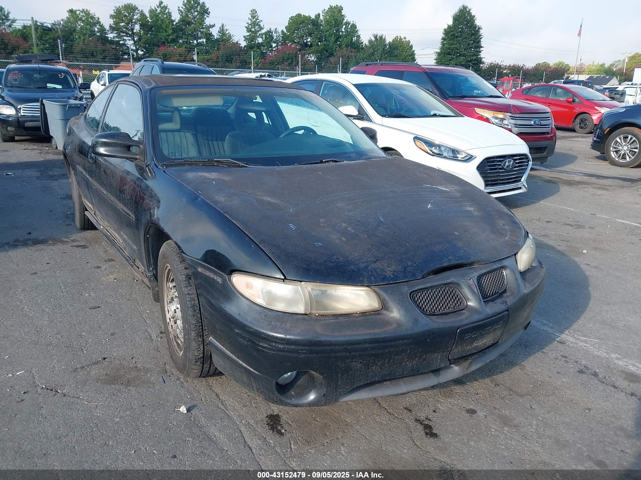 1997 Pontiac Grand Prix Gt Black vin: 1G2WP12KXVF348374
