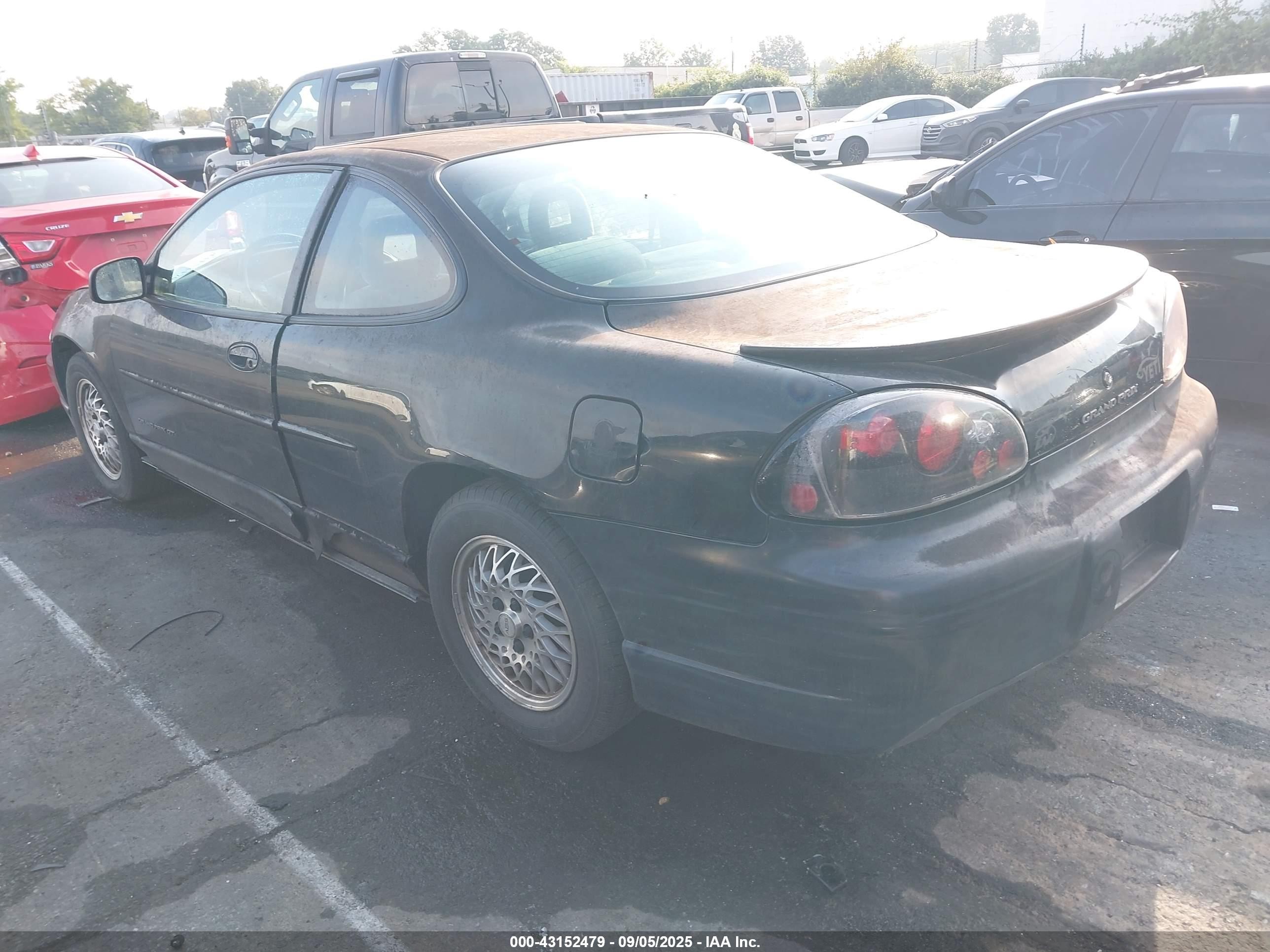 1997 Pontiac Grand Prix Gt Black vin: 1G2WP12KXVF348374