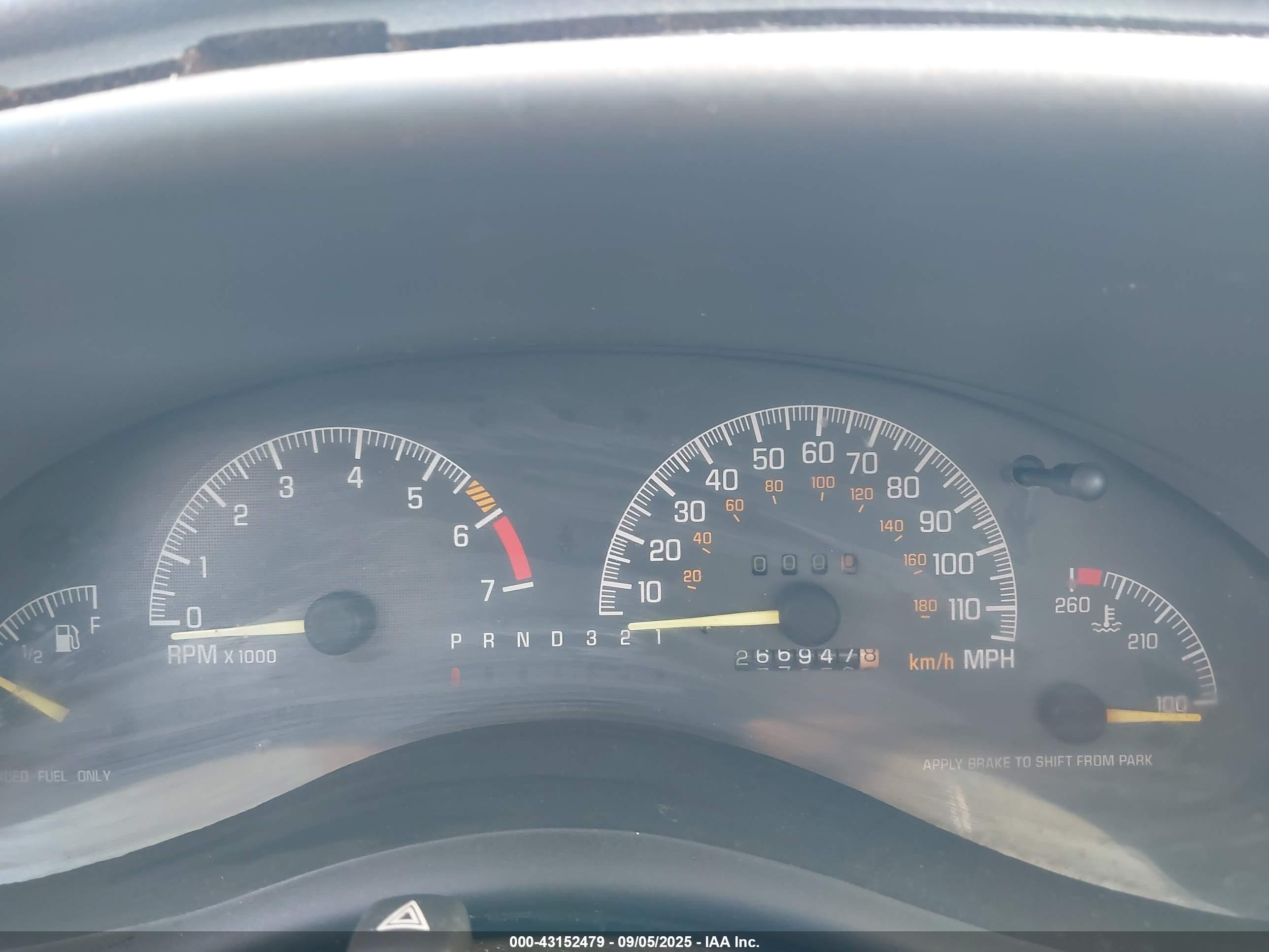 1997 Pontiac Grand Prix Gt Black vin: 1G2WP12KXVF348374