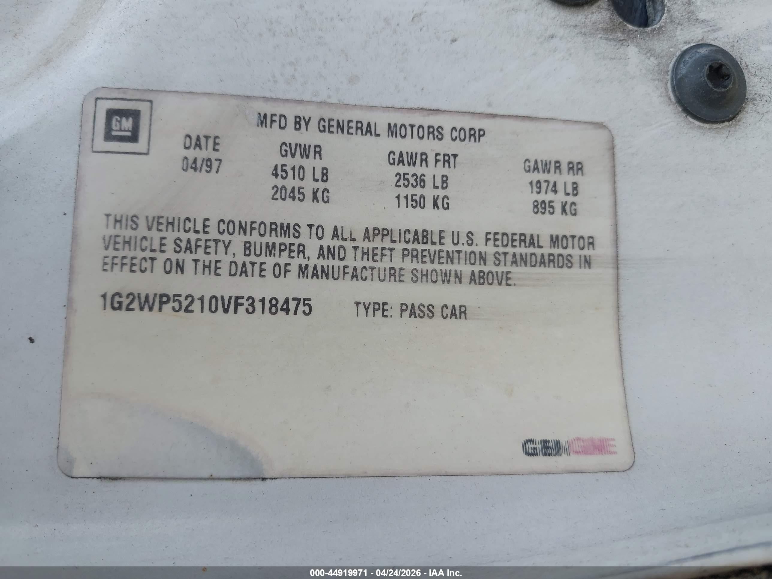 1997 Pontiac Grand Prix Gt White vin: 1G2WP5210VF318475