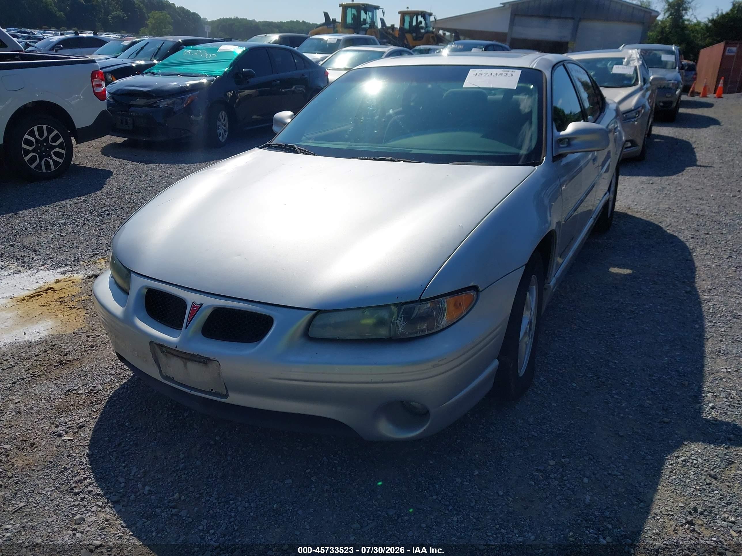 2003 Pontiac Grand Prix Gt Silver vin: 1G2WP52K33F152197