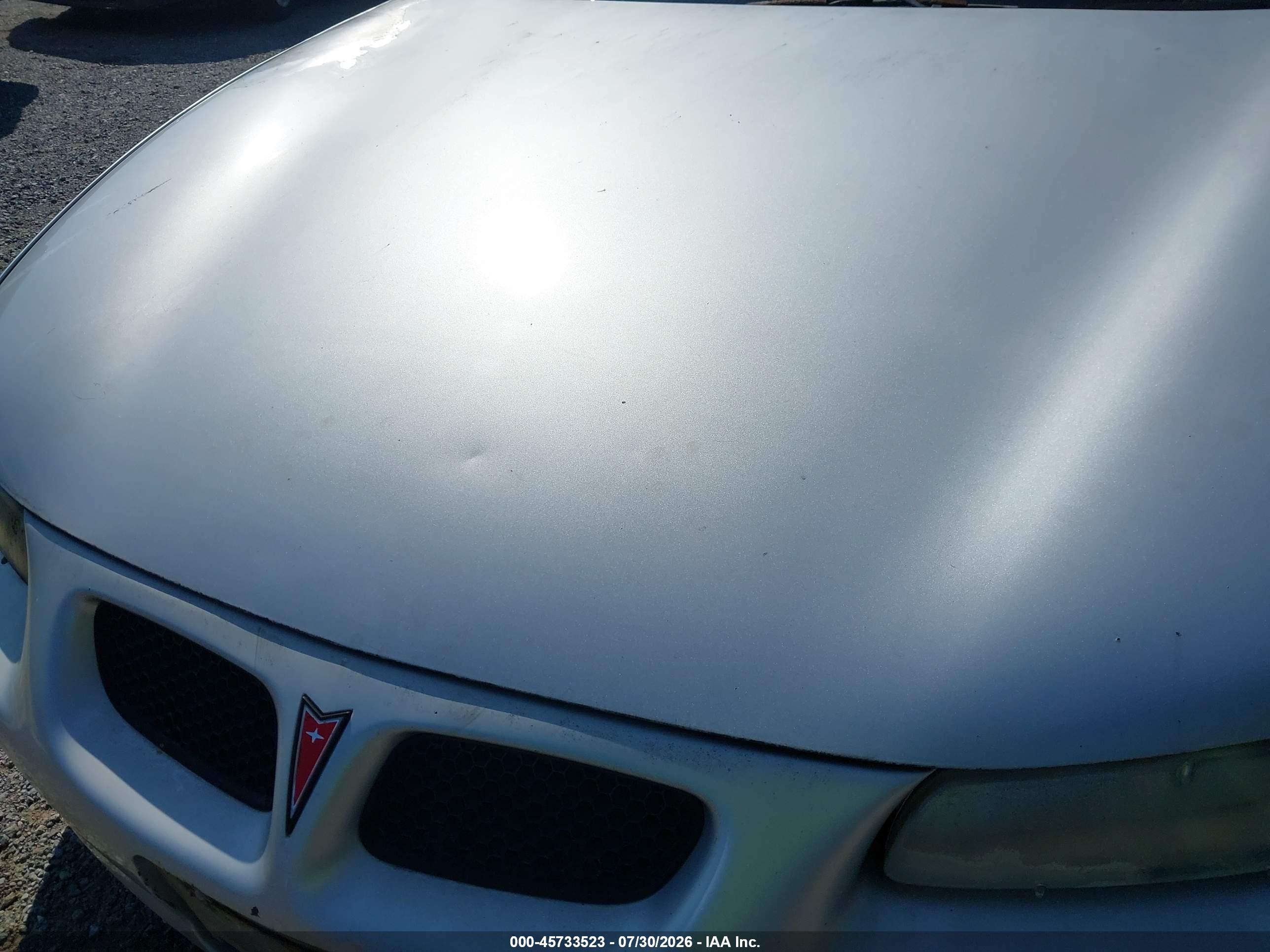 2003 Pontiac Grand Prix Gt Silver vin: 1G2WP52K33F152197
