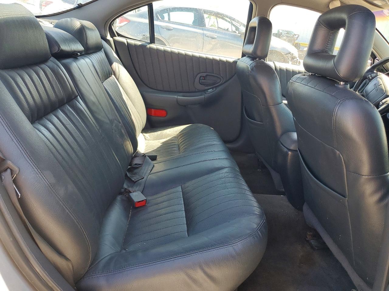 2000 Pontiac Grand Prix Gt Silver vin: 1G2WP52K4YF308786
