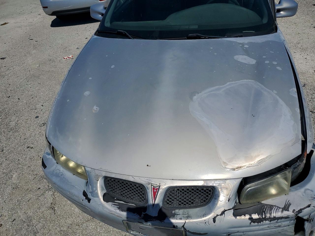 2000 Pontiac Grand Prix Gt Silver vin: 1G2WP52K4YF308786