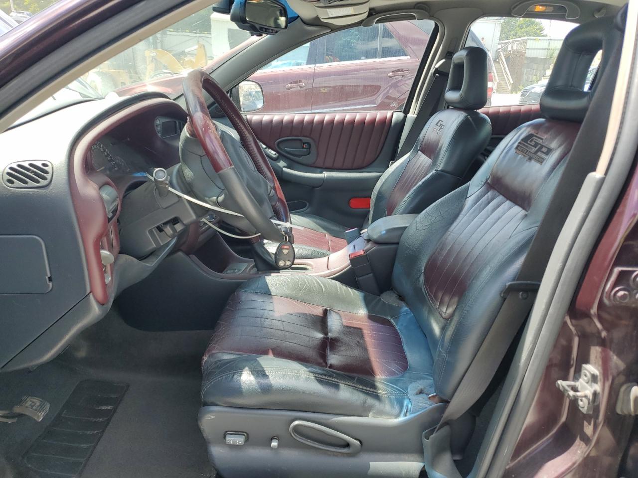 2002 Pontiac Grand Prix Gt Maroon vin: 1G2WP52K52F199939