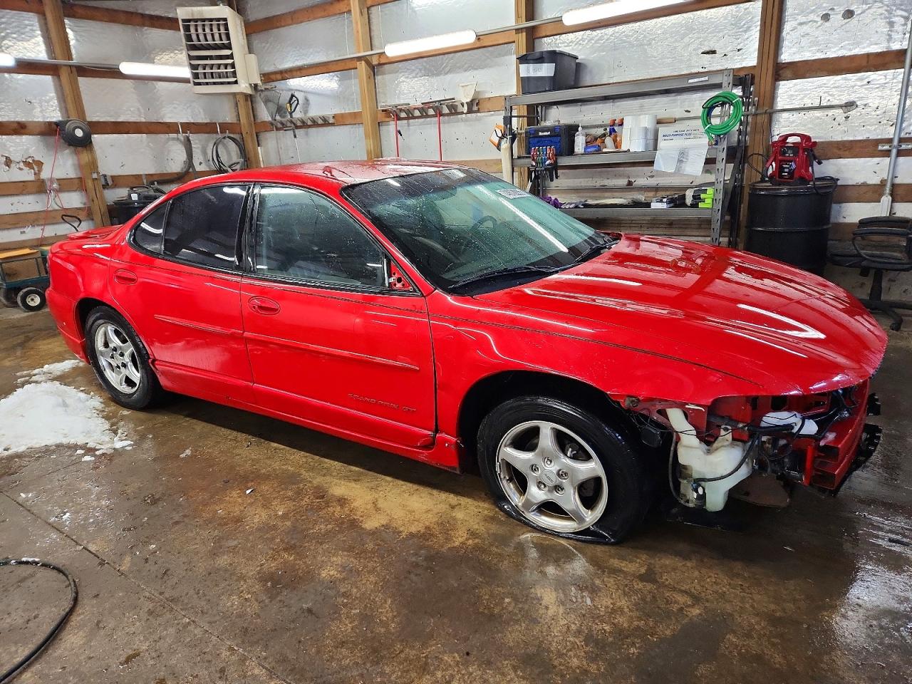 1998 Pontiac Grand Prix Gt Red vin: 1G2WP52K5WF218589