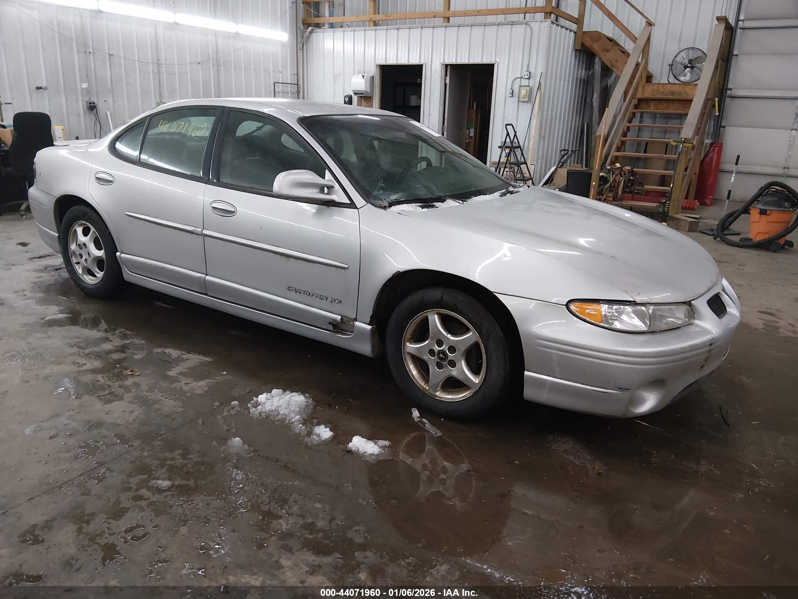 1G2WP52K73F180343