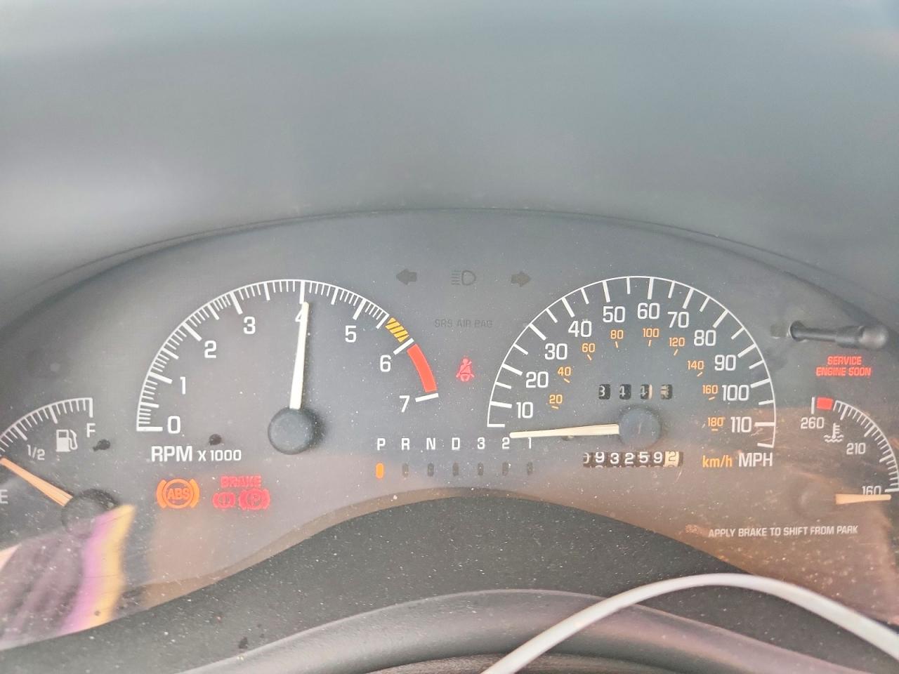 2002 Pontiac Grand Prix Gt White vin: 1G2WP52KX2F197698