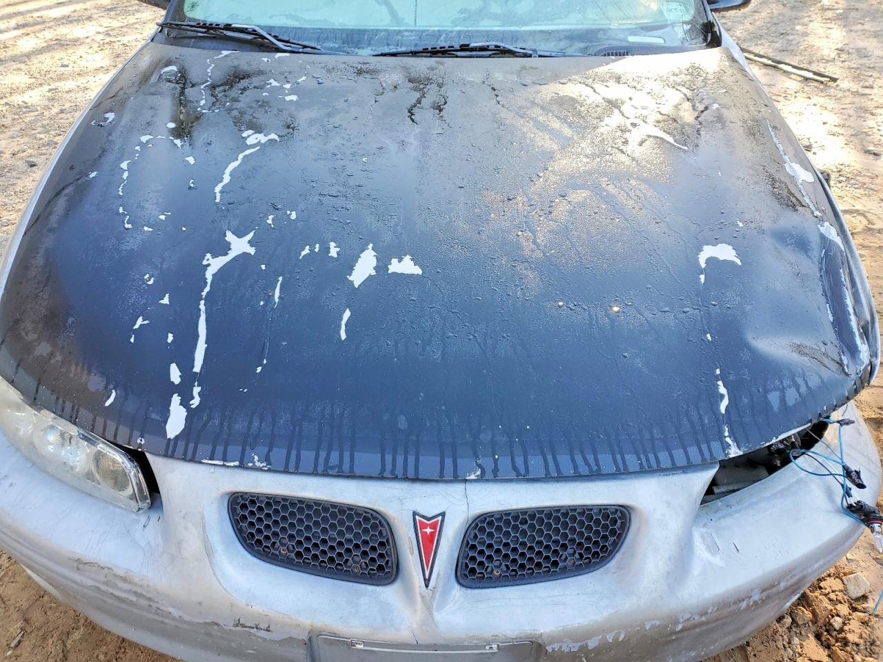 1998 Pontiac Grand Prix Silver vin: 1G2WP52KXWF208656