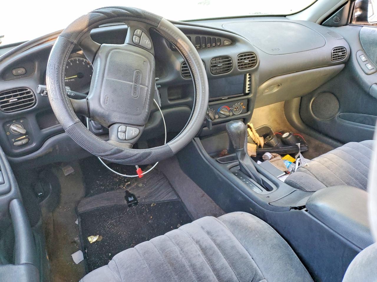 1998 Pontiac Grand Prix Silver vin: 1G2WP52KXWF208656